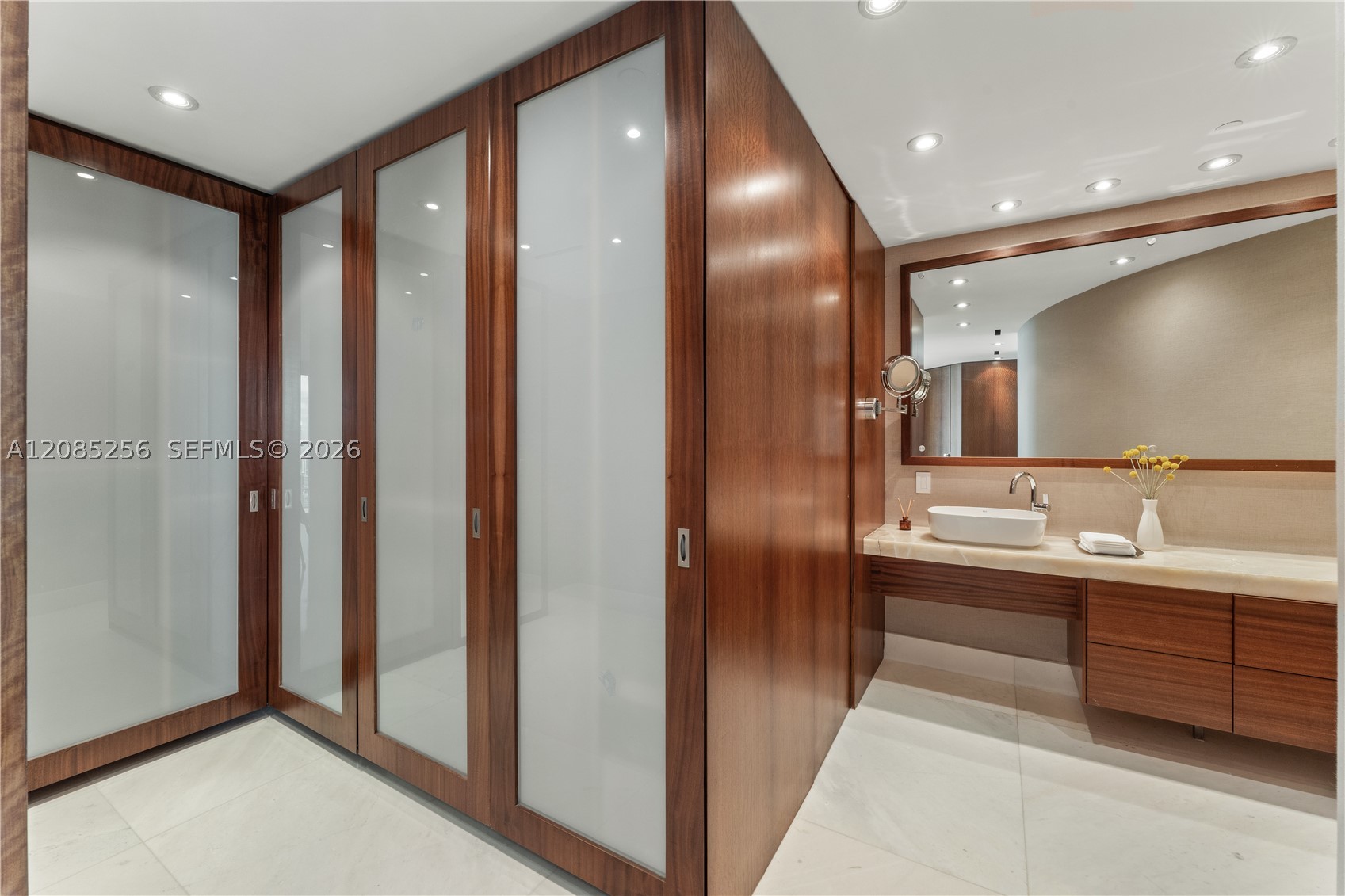 1643 Brickell Ave #PH4901, Miami FL 33129