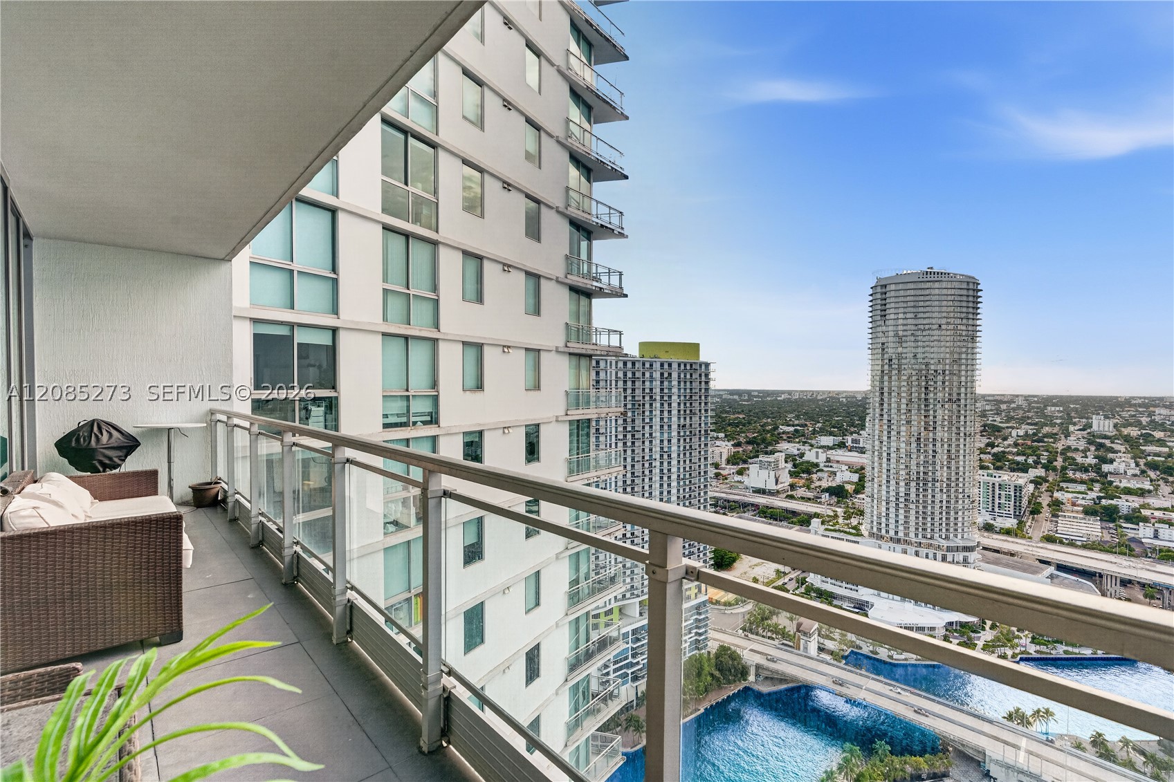 92 SW 3rd St #4407, Miami FL 33130