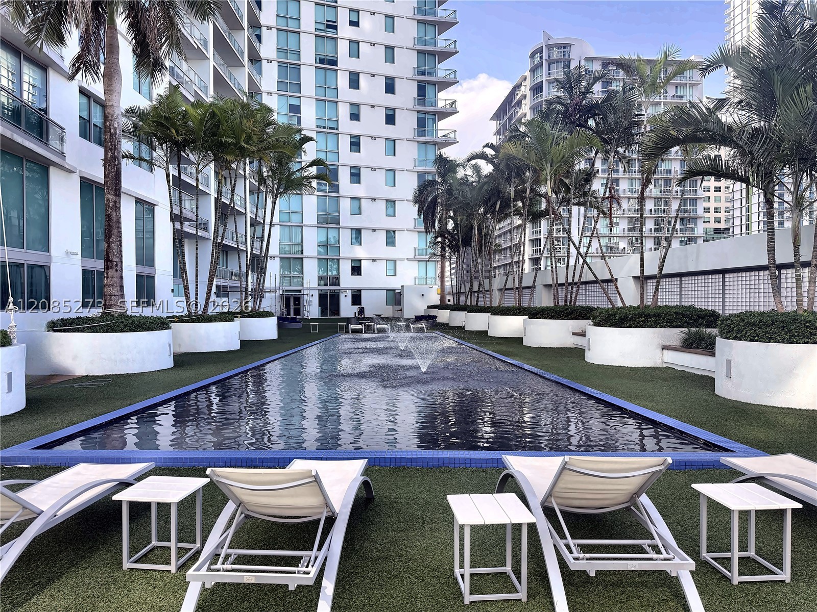 92 SW 3rd St #4407, Miami FL 33130