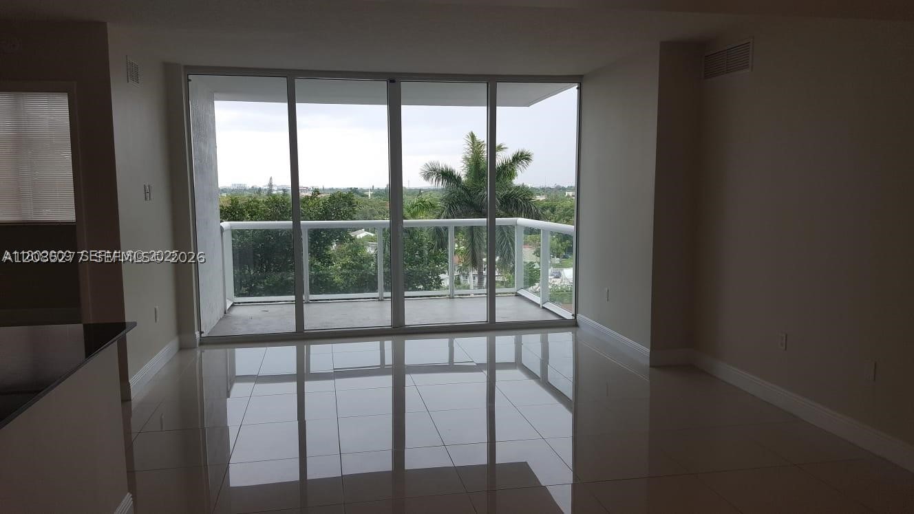1861 NW S River Dr #804, Miami FL 33125