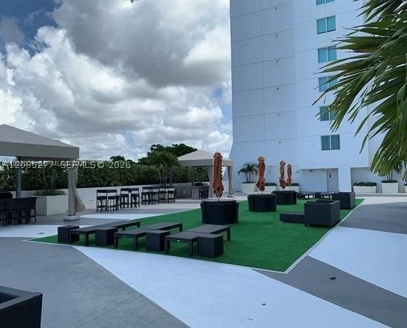 1861 NW S River Dr #804, Miami FL 33125