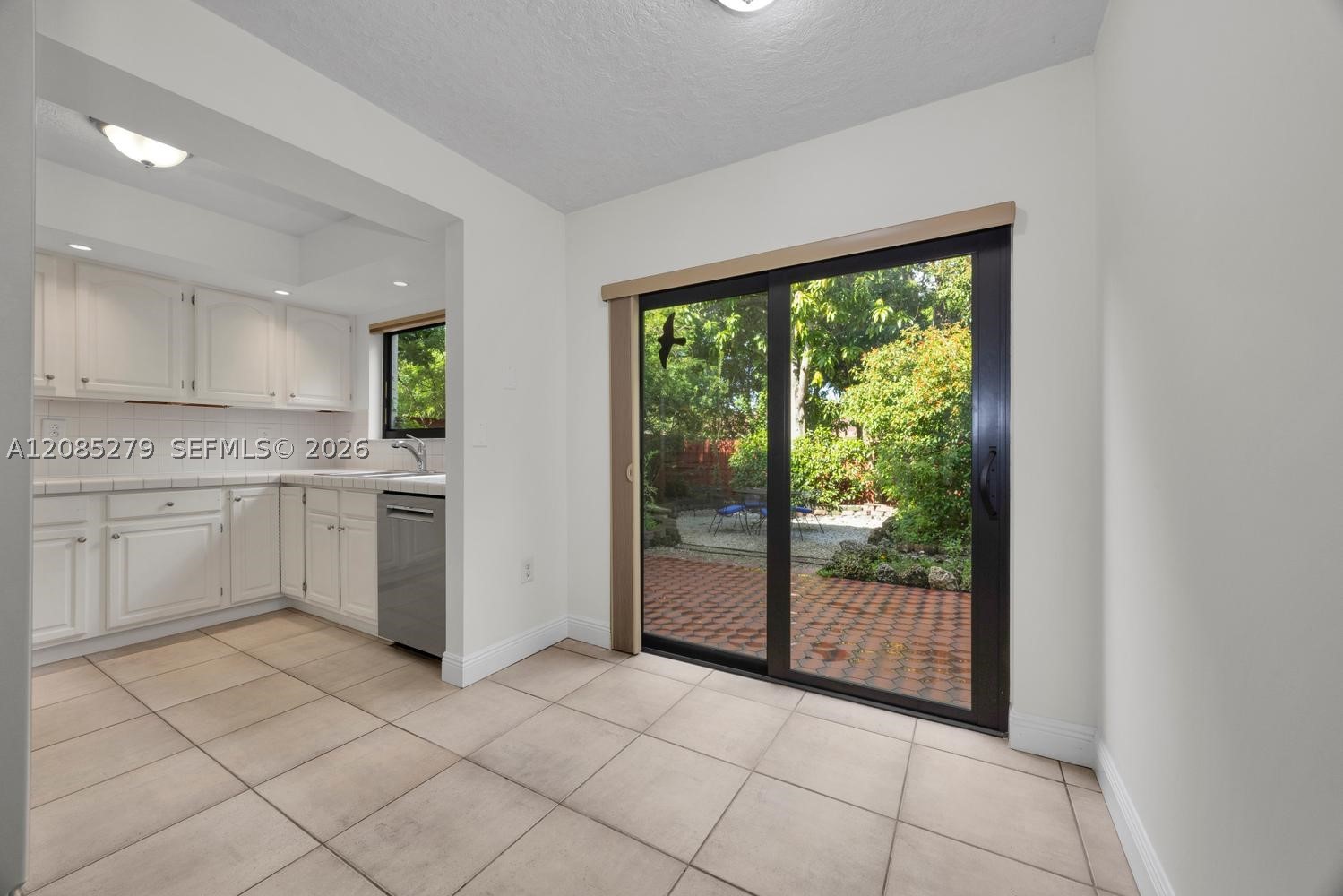 8808 SW 150th Place Cir, Miami FL 33196