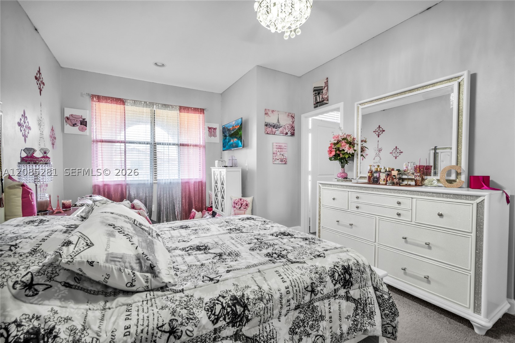 5104 NW 47th St, Tamarac FL 33319