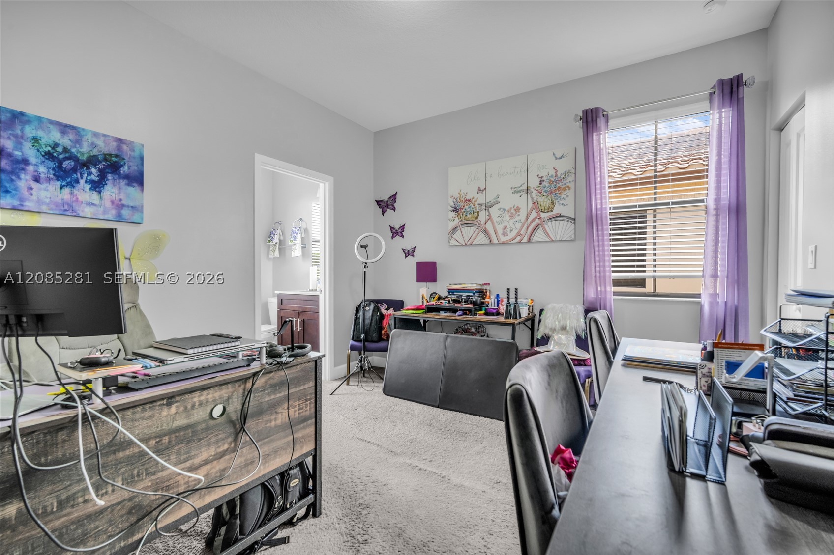 5104 NW 47th St, Tamarac FL 33319