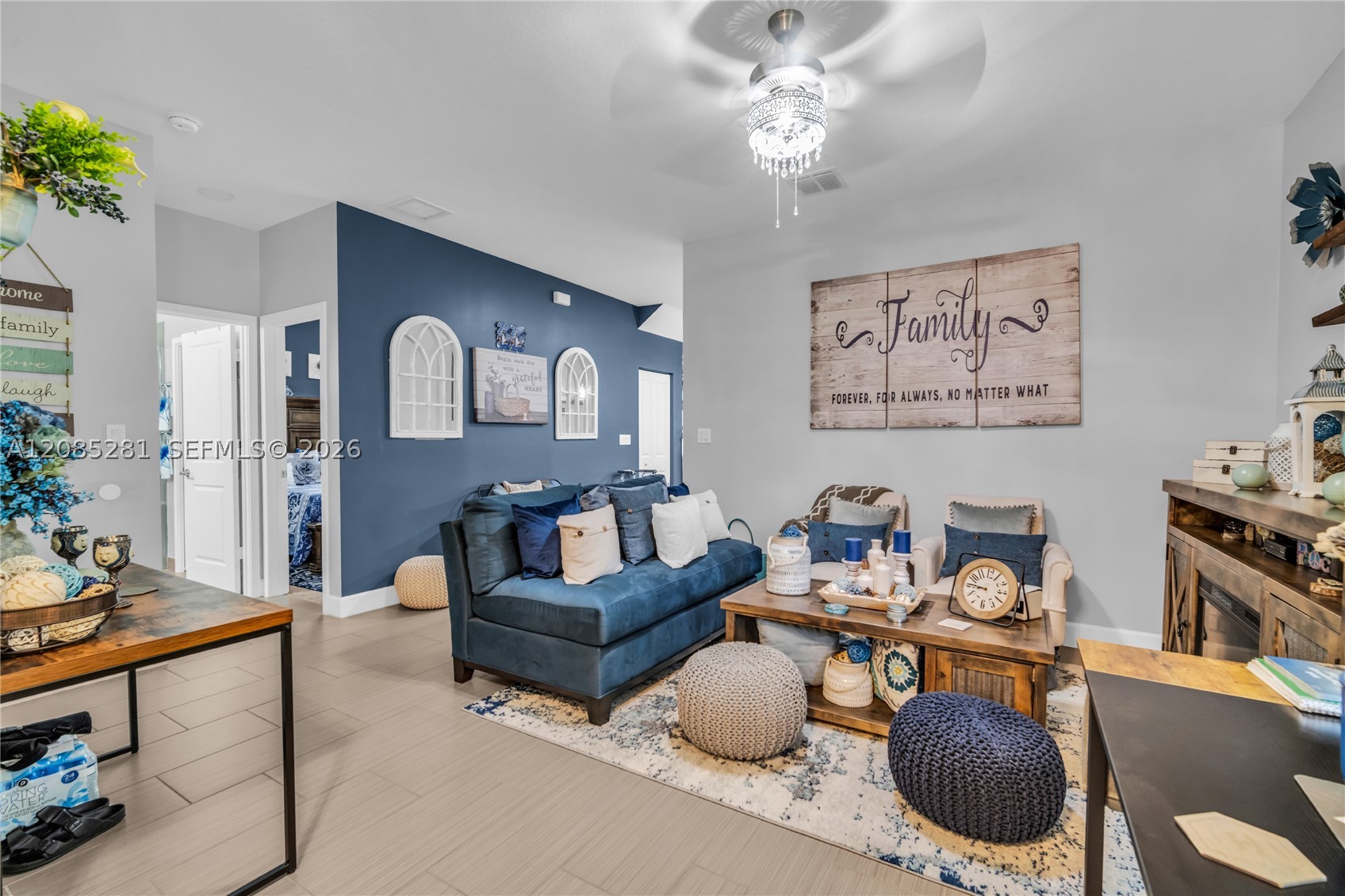 5104 NW 47th St, Tamarac FL 33319