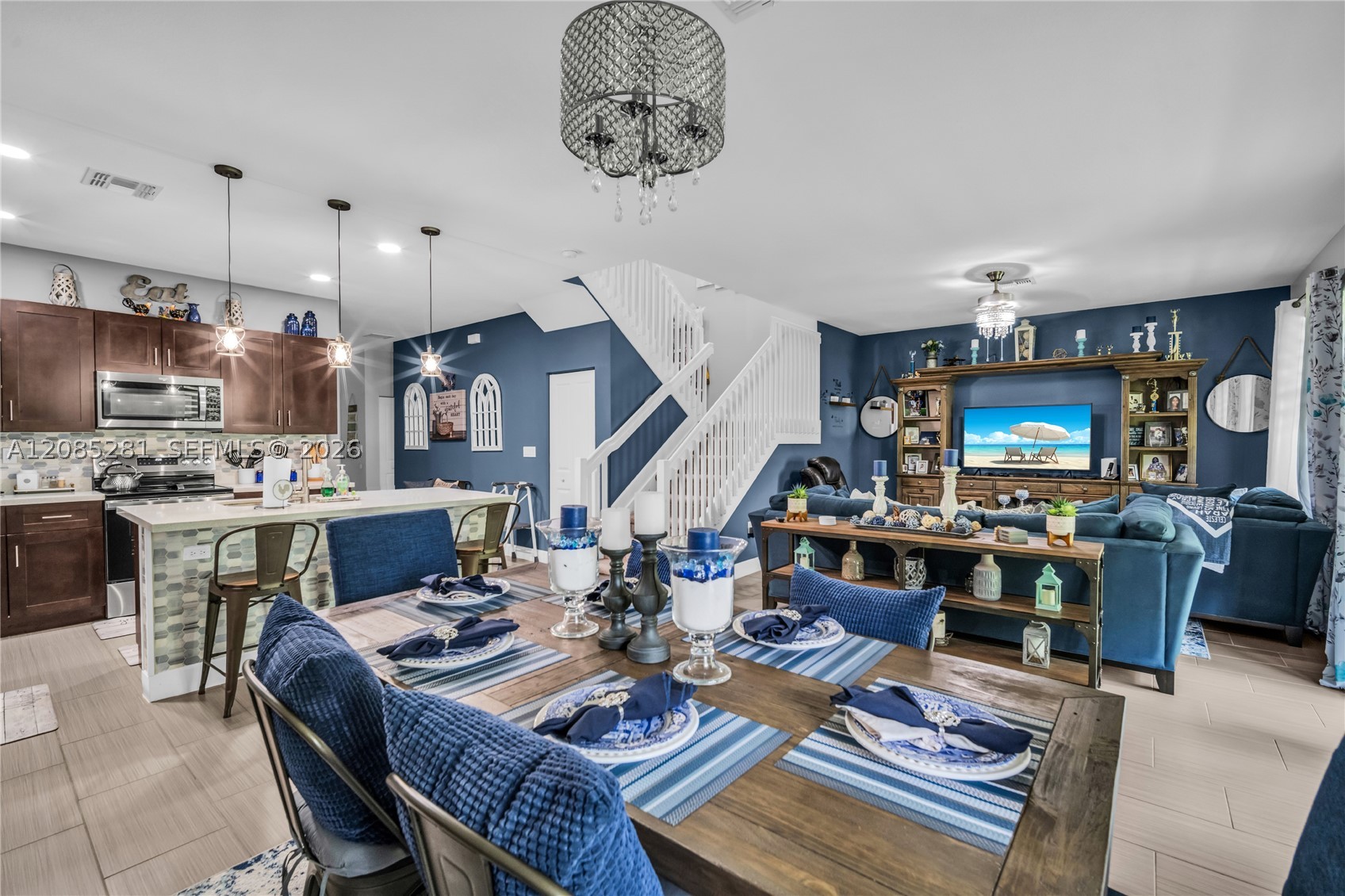 5104 NW 47th St, Tamarac FL 33319