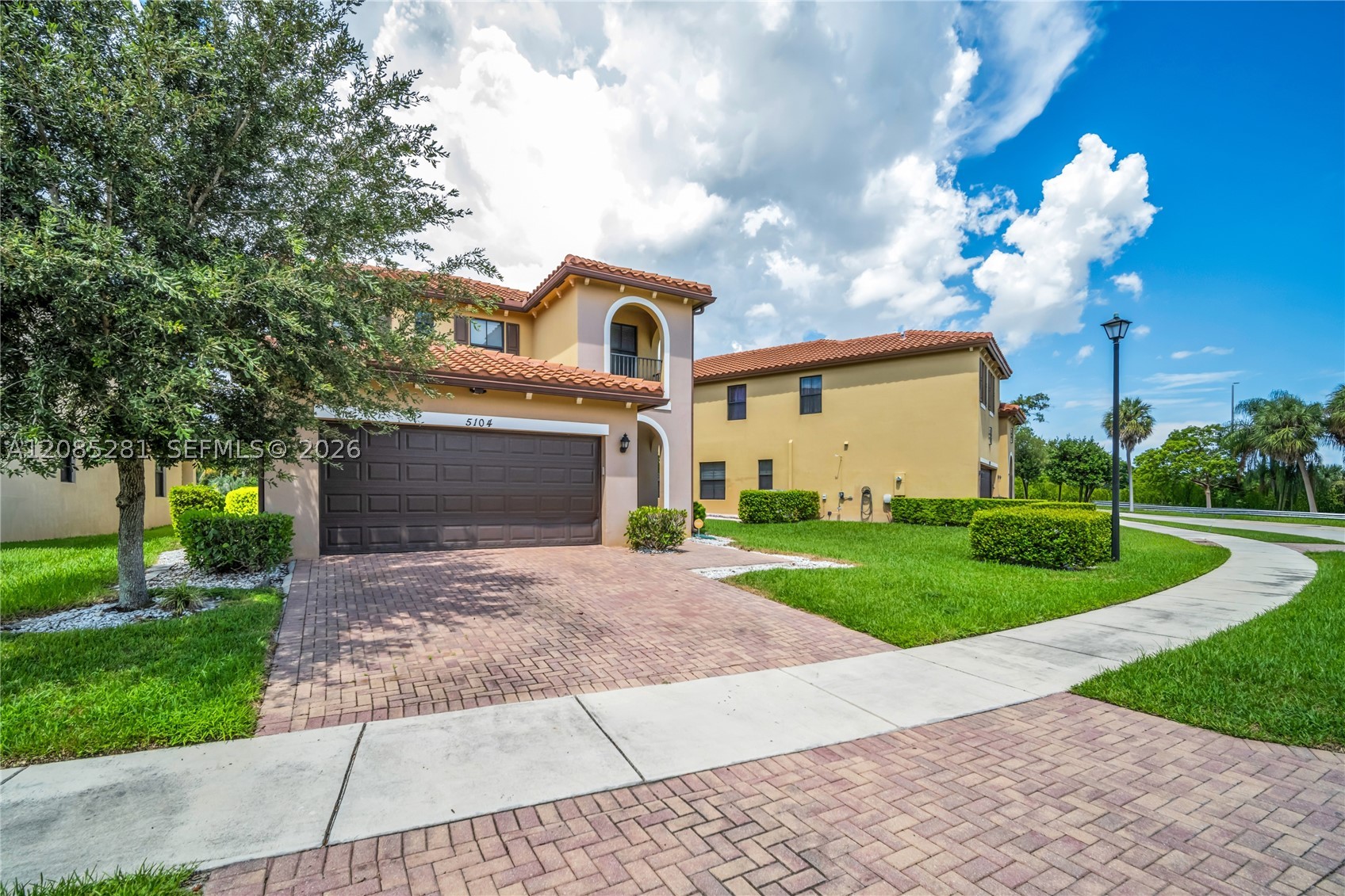 5104 NW 47th St, Tamarac FL 33319