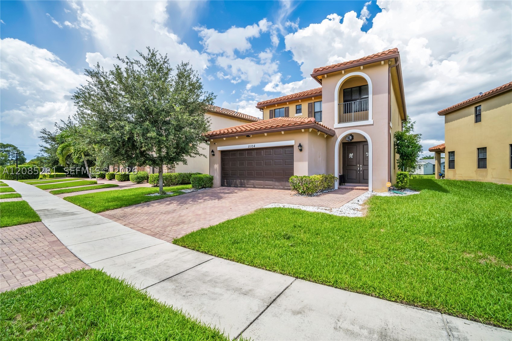 5104 NW 47th St, Tamarac FL 33319
