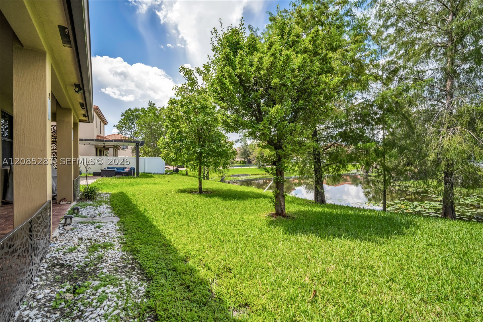5104 NW 47th St, Tamarac FL 33319