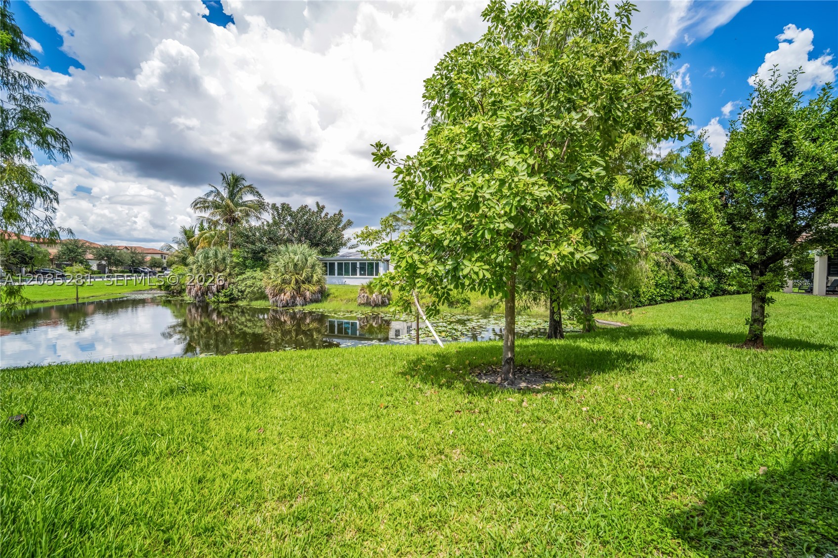 5104 NW 47th St, Tamarac FL 33319