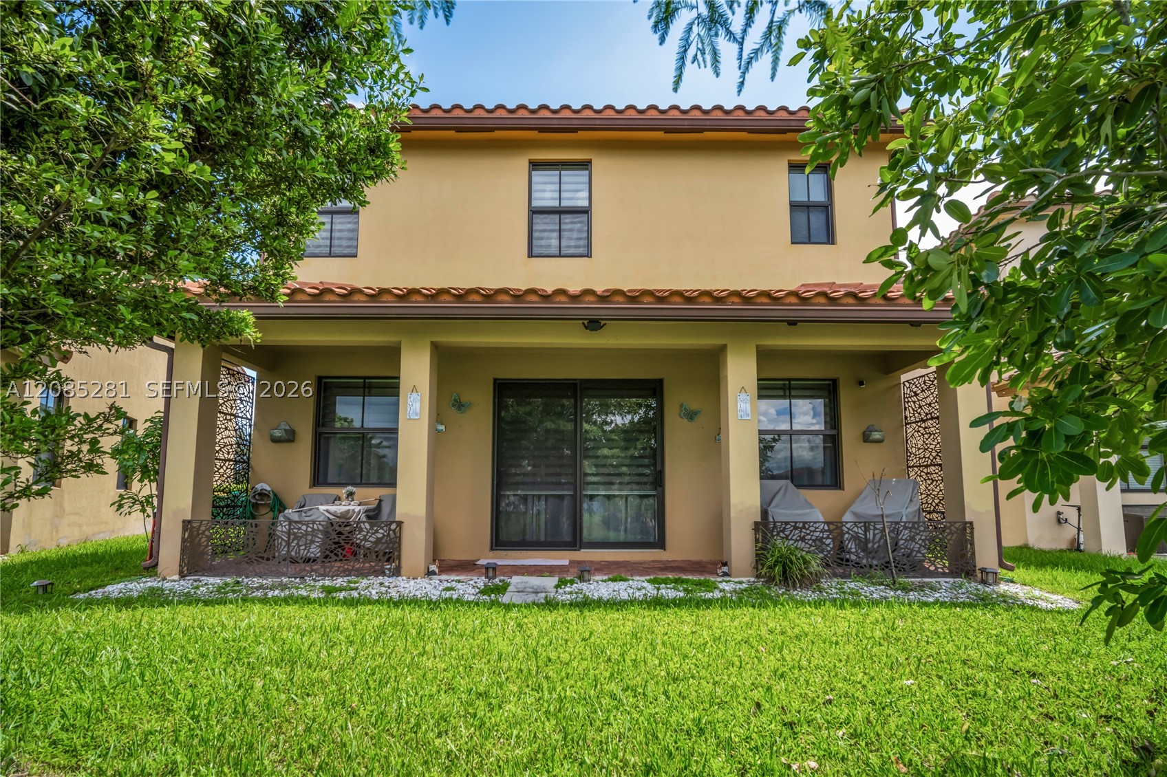 5104 NW 47th St, Tamarac FL 33319