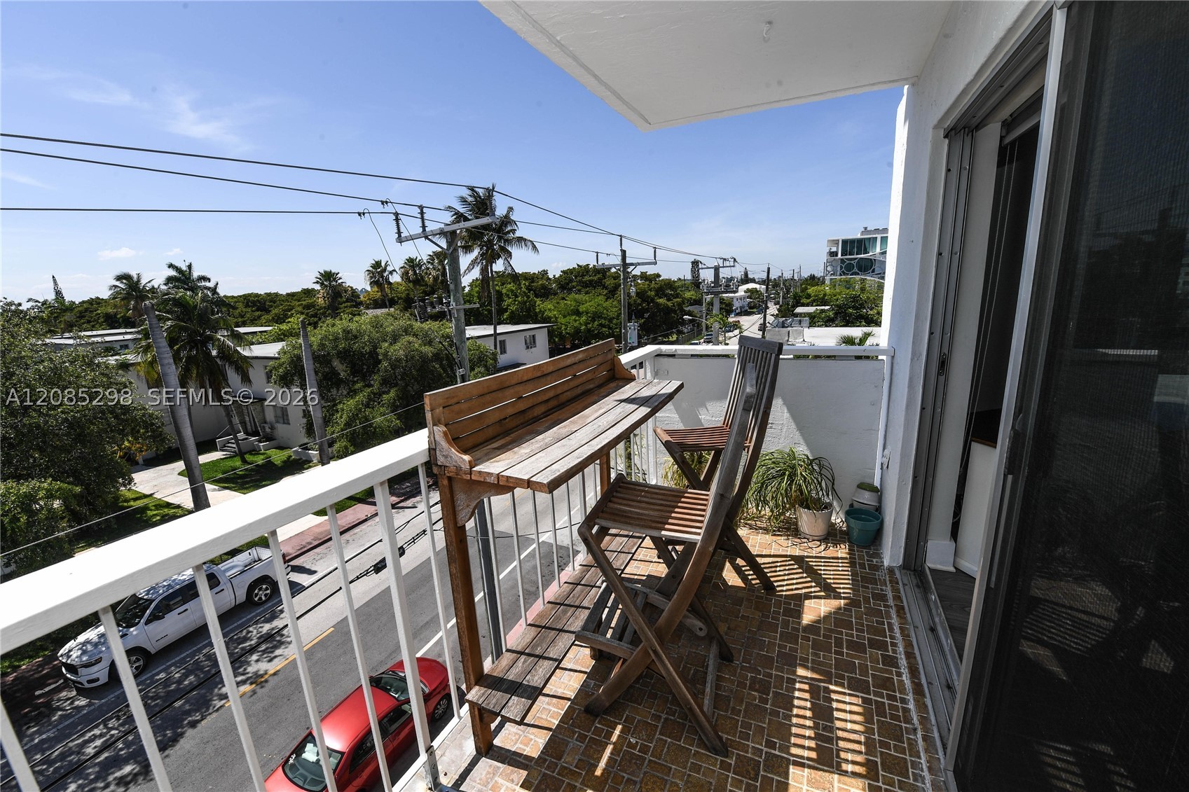 8305 Crespi Blvd #4D, Miami Beach FL 33141