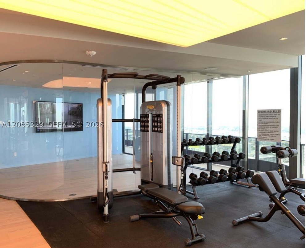 1000 Brickell Plaza #2106, Miami FL 33131