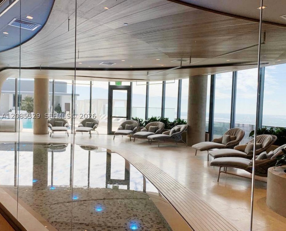 1000 Brickell Plaza #2106, Miami FL 33131