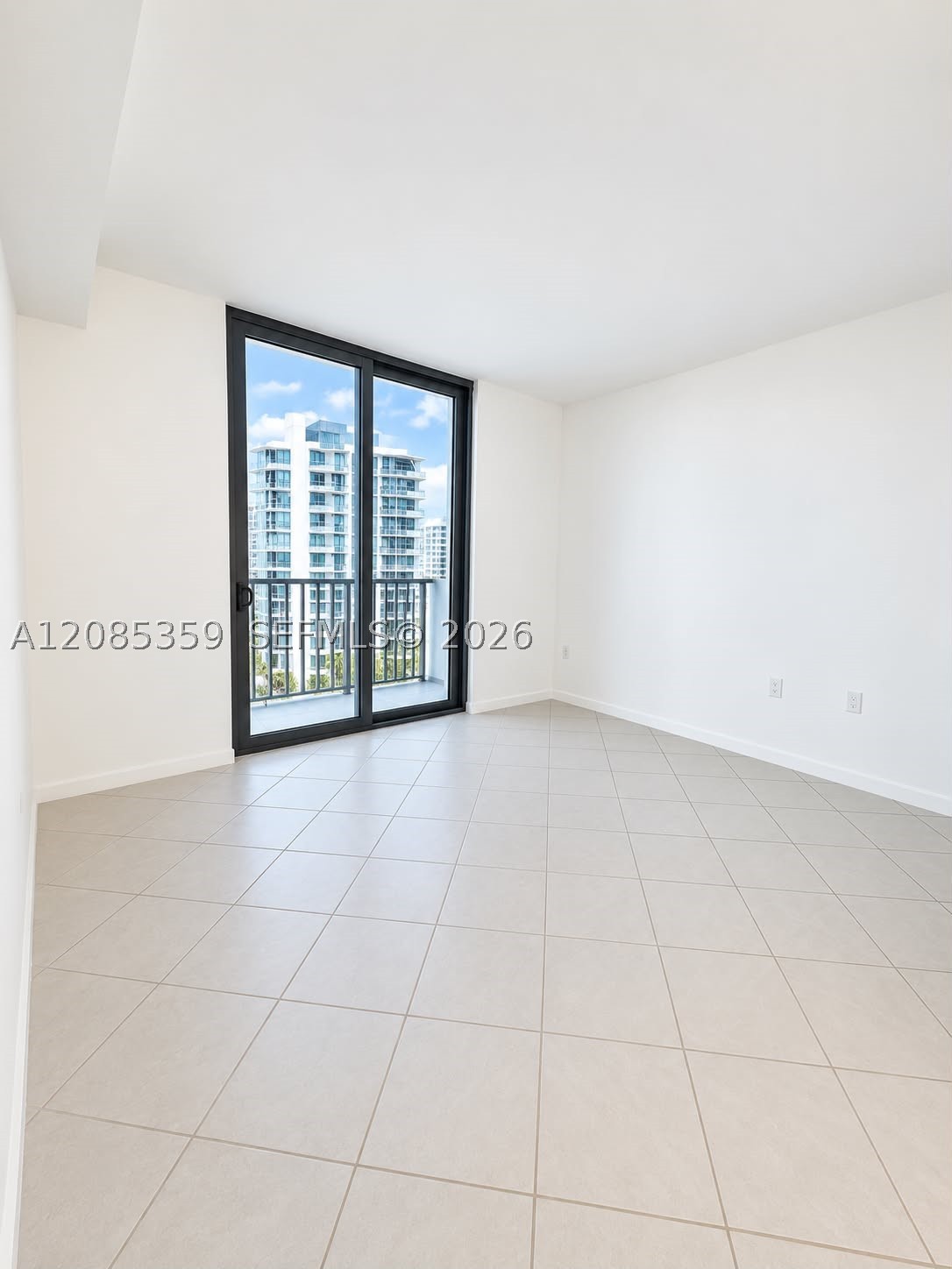 540 Brickell Key Dr #1603, Miami FL 33131