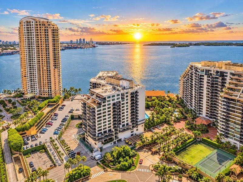 540 Brickell Key Dr #1603, Miami FL 33131