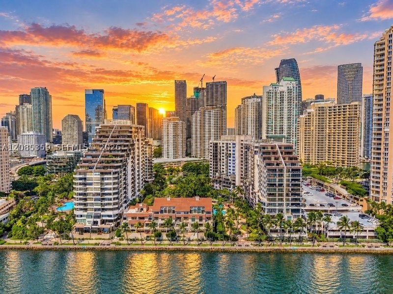 540 Brickell Key Dr #1603, Miami FL 33131