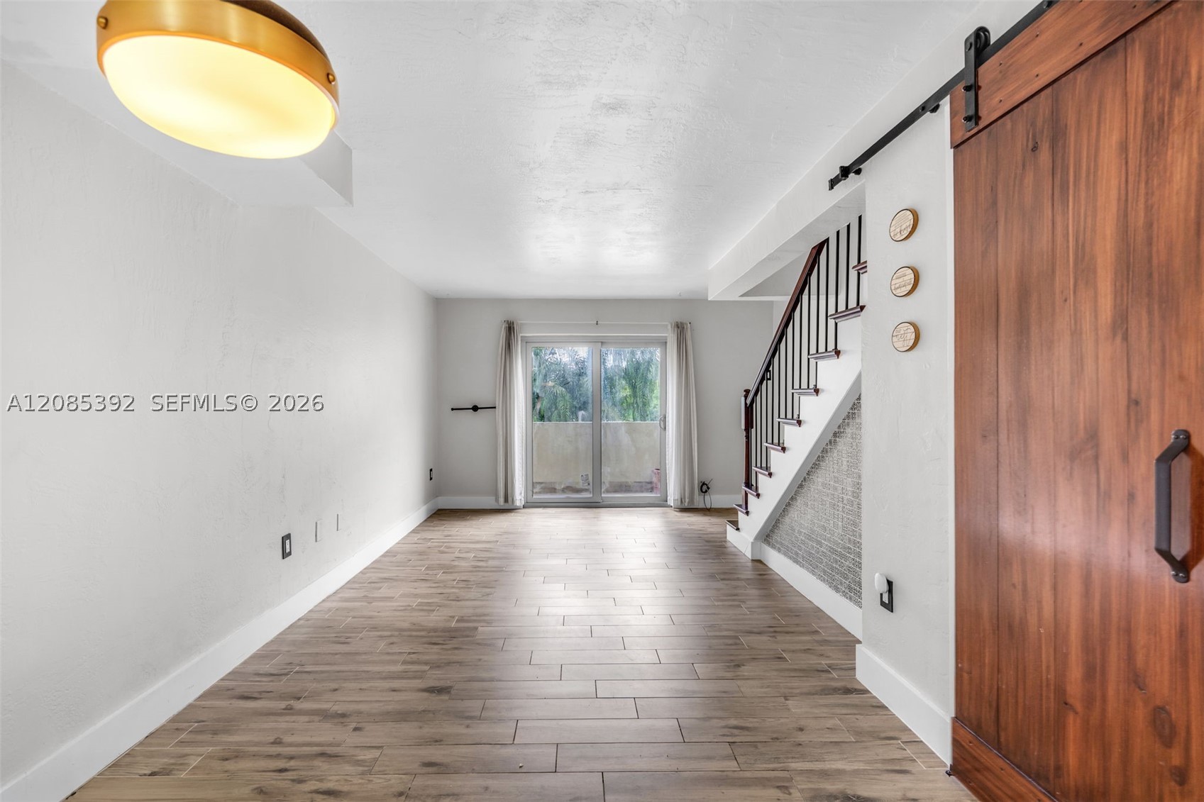465 Swallow Dr #10, Miami Springs FL 33166