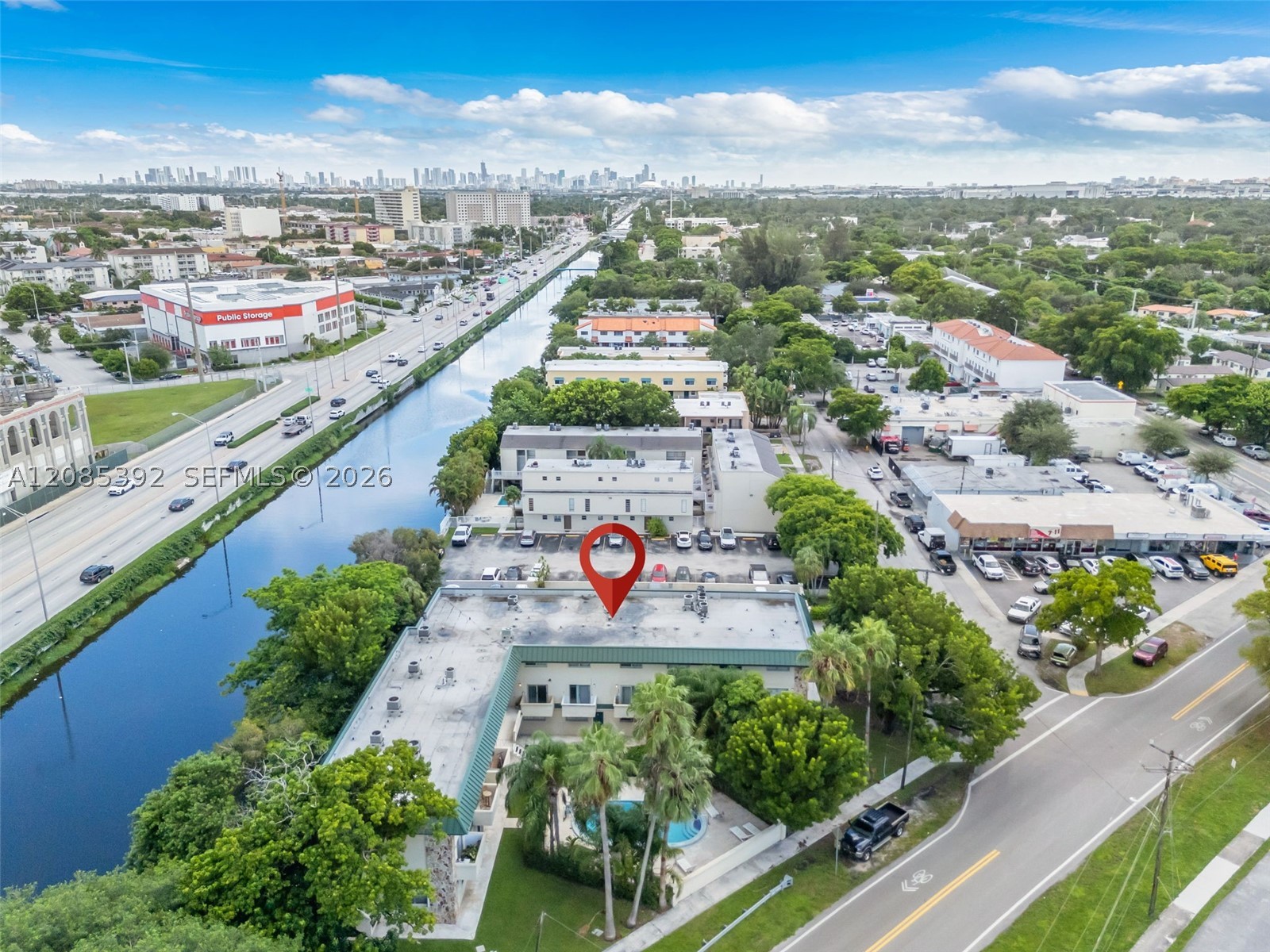 465 Swallow Dr #10, Miami Springs FL 33166
