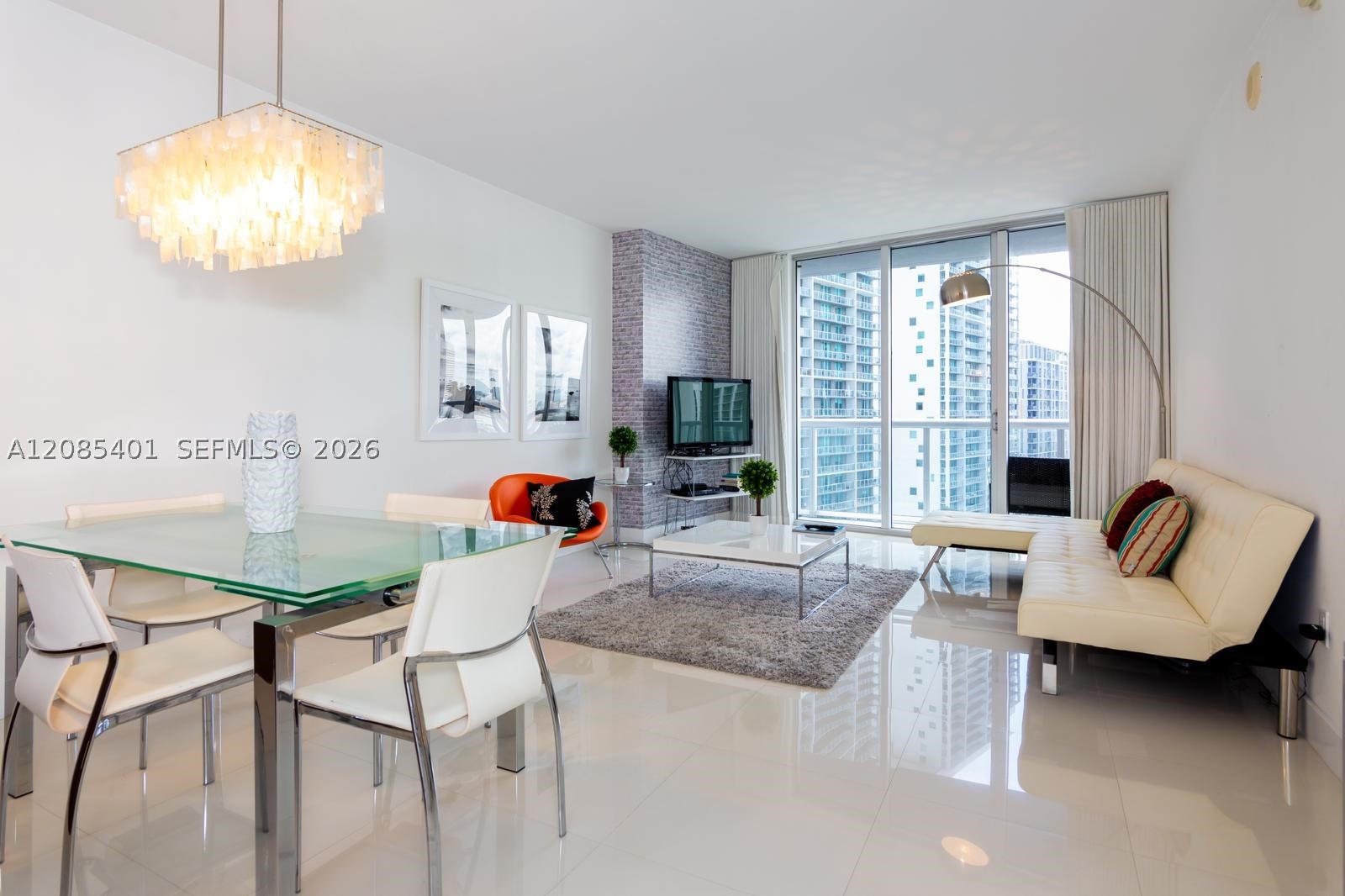 485 Brickell Ave #2006, Miami FL 33131