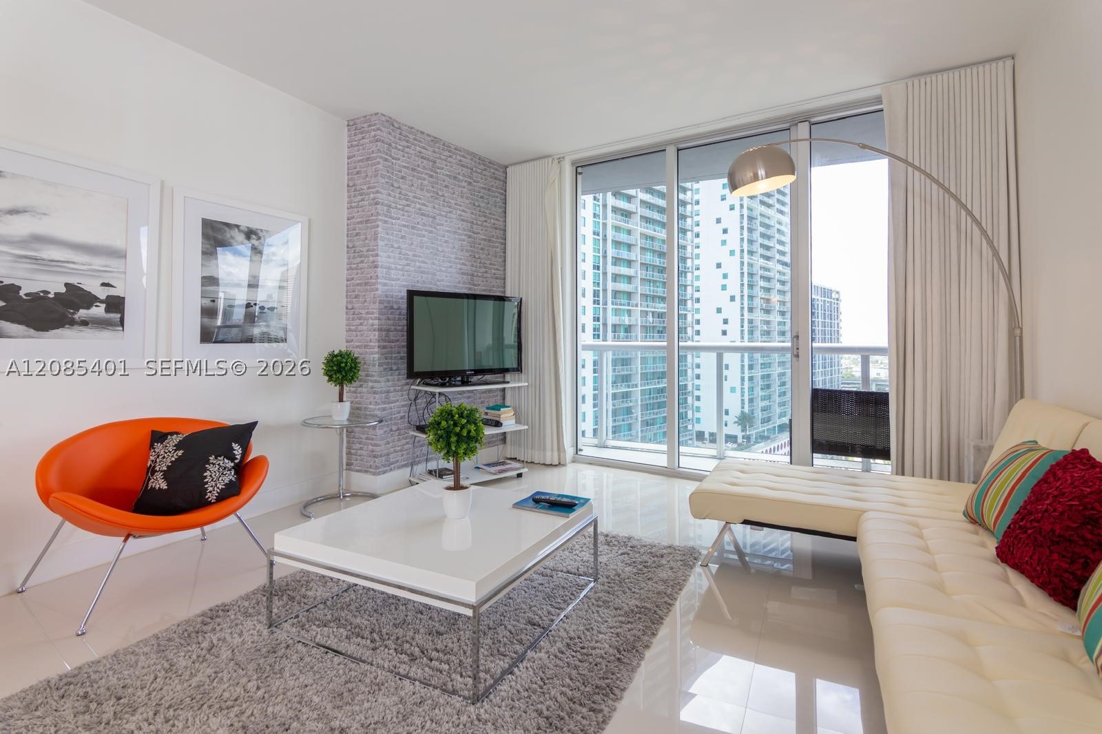 485 Brickell Ave #2006, Miami FL 33131