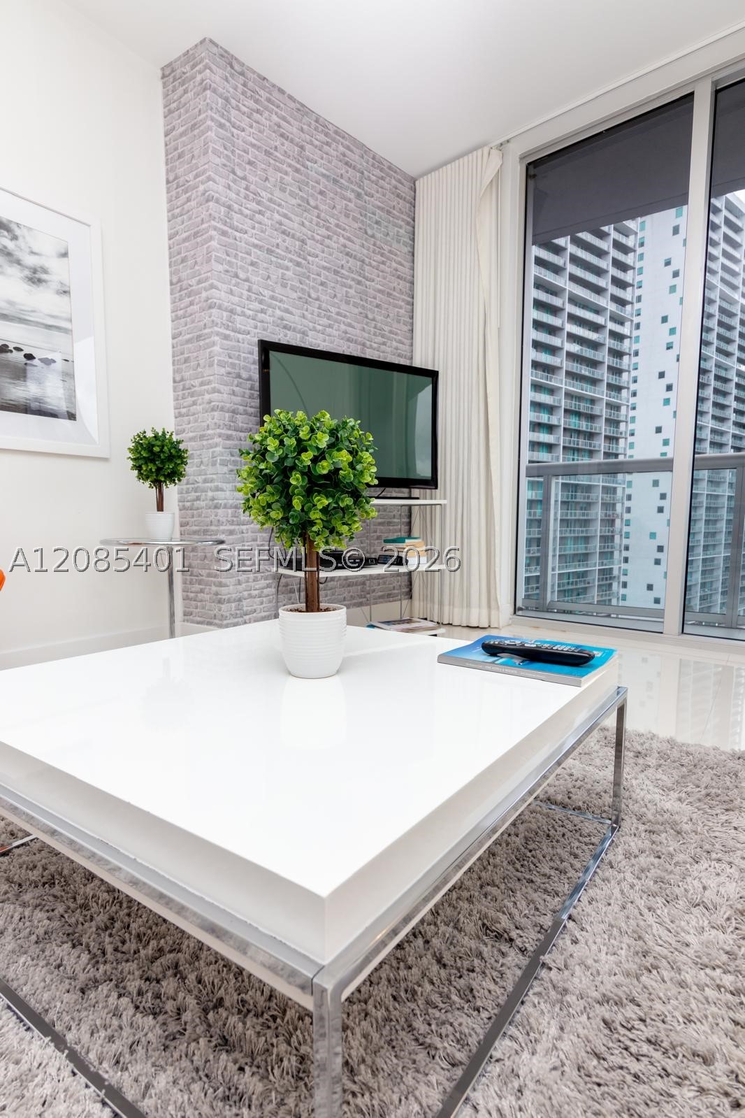 485 Brickell Ave #2006, Miami FL 33131