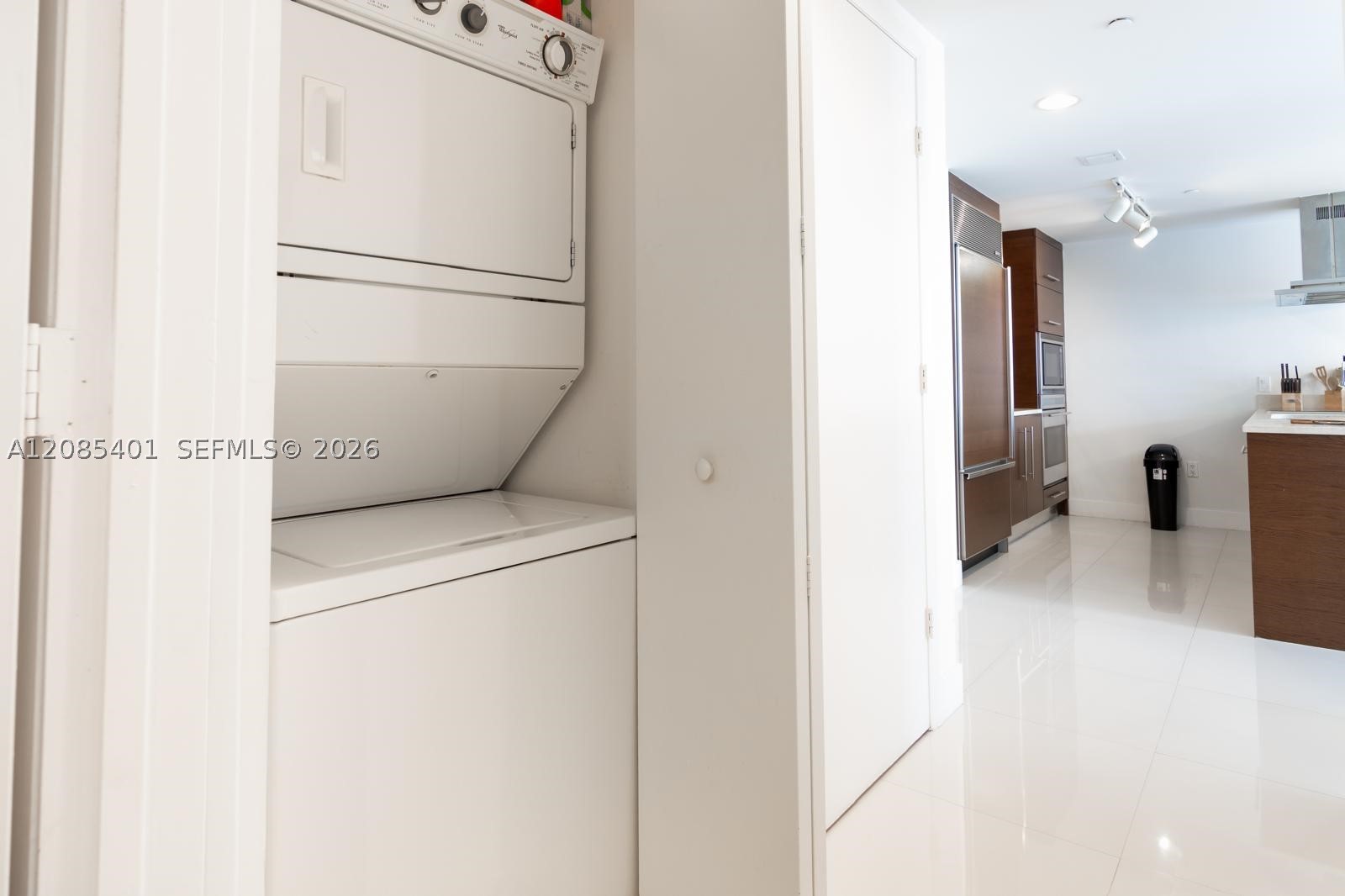 485 Brickell Ave #2006, Miami FL 33131