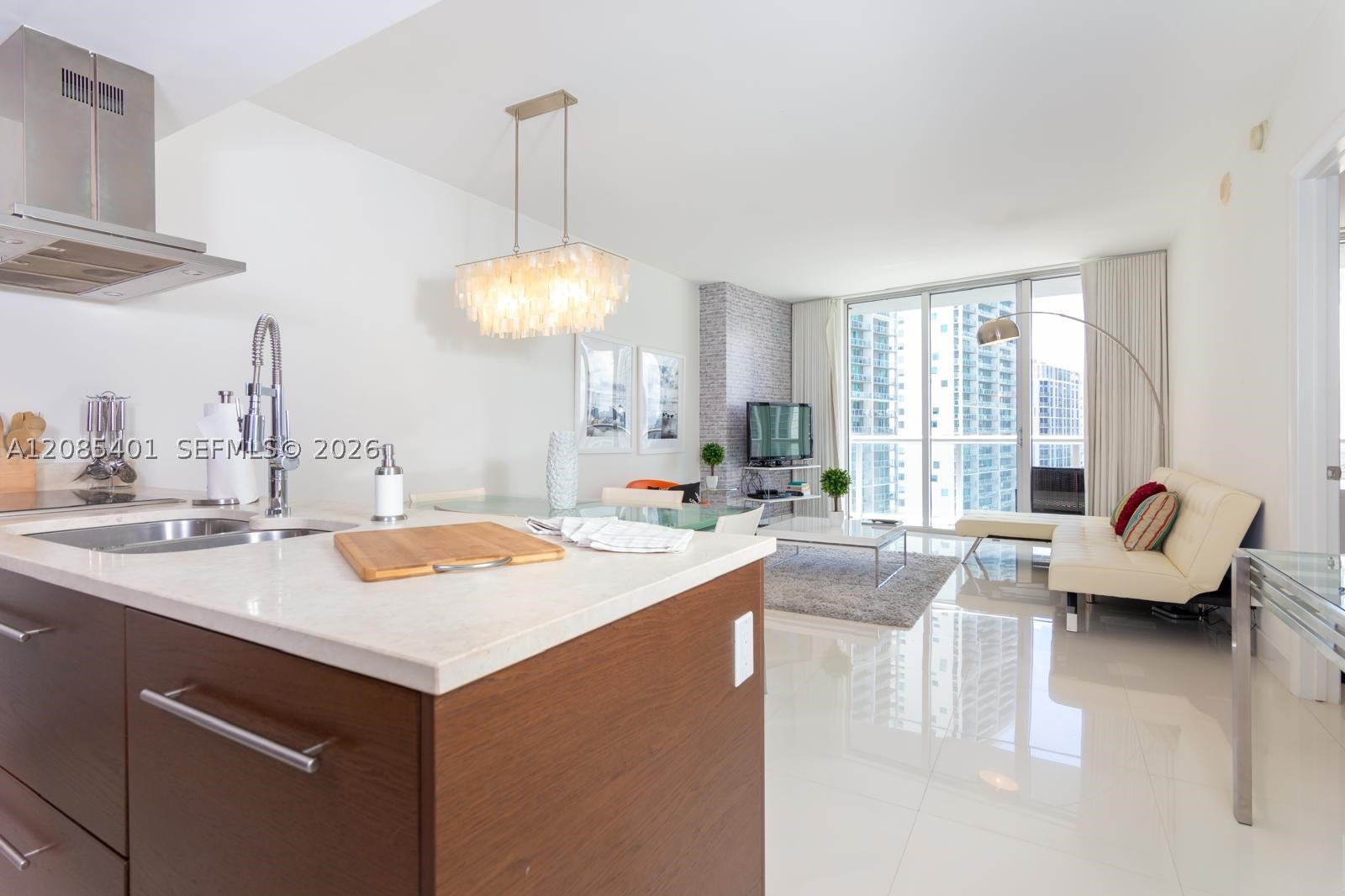485 Brickell Ave #2006, Miami FL 33131