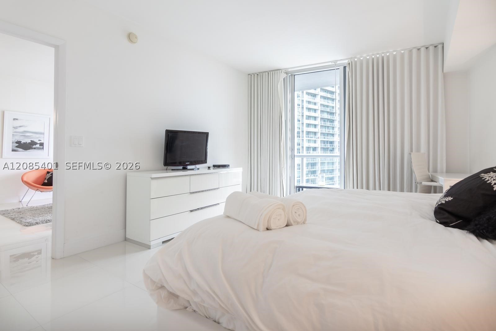 485 Brickell Ave #2006, Miami FL 33131