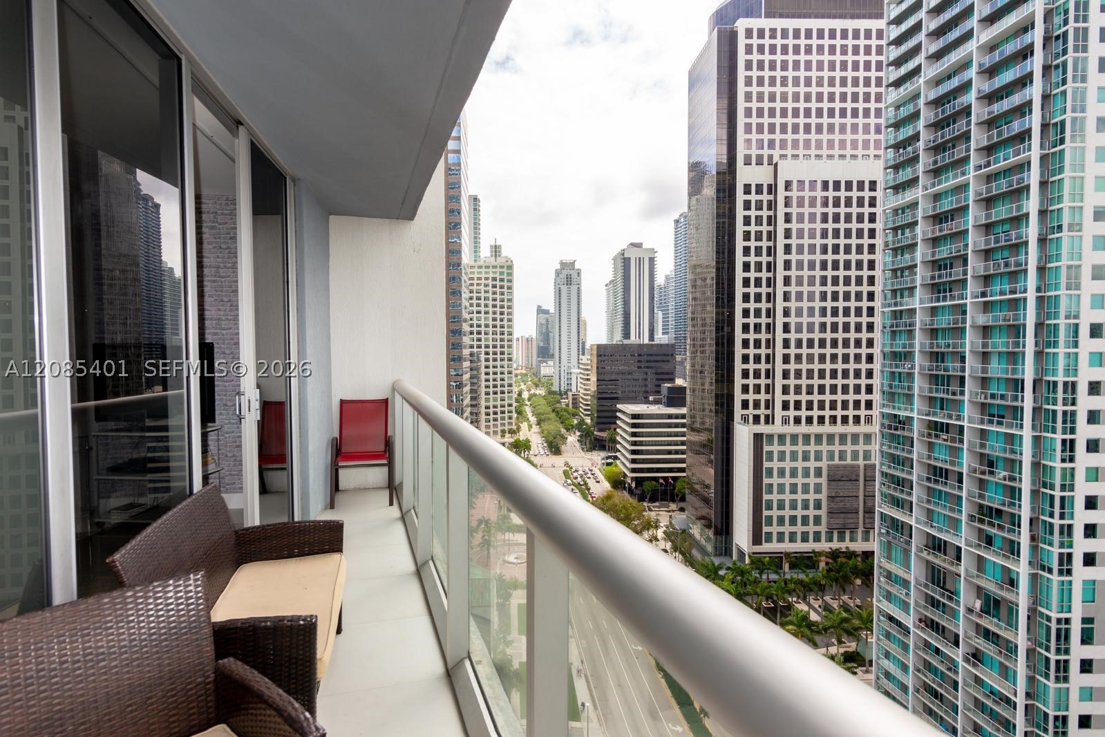 485 Brickell Ave #2006, Miami FL 33131