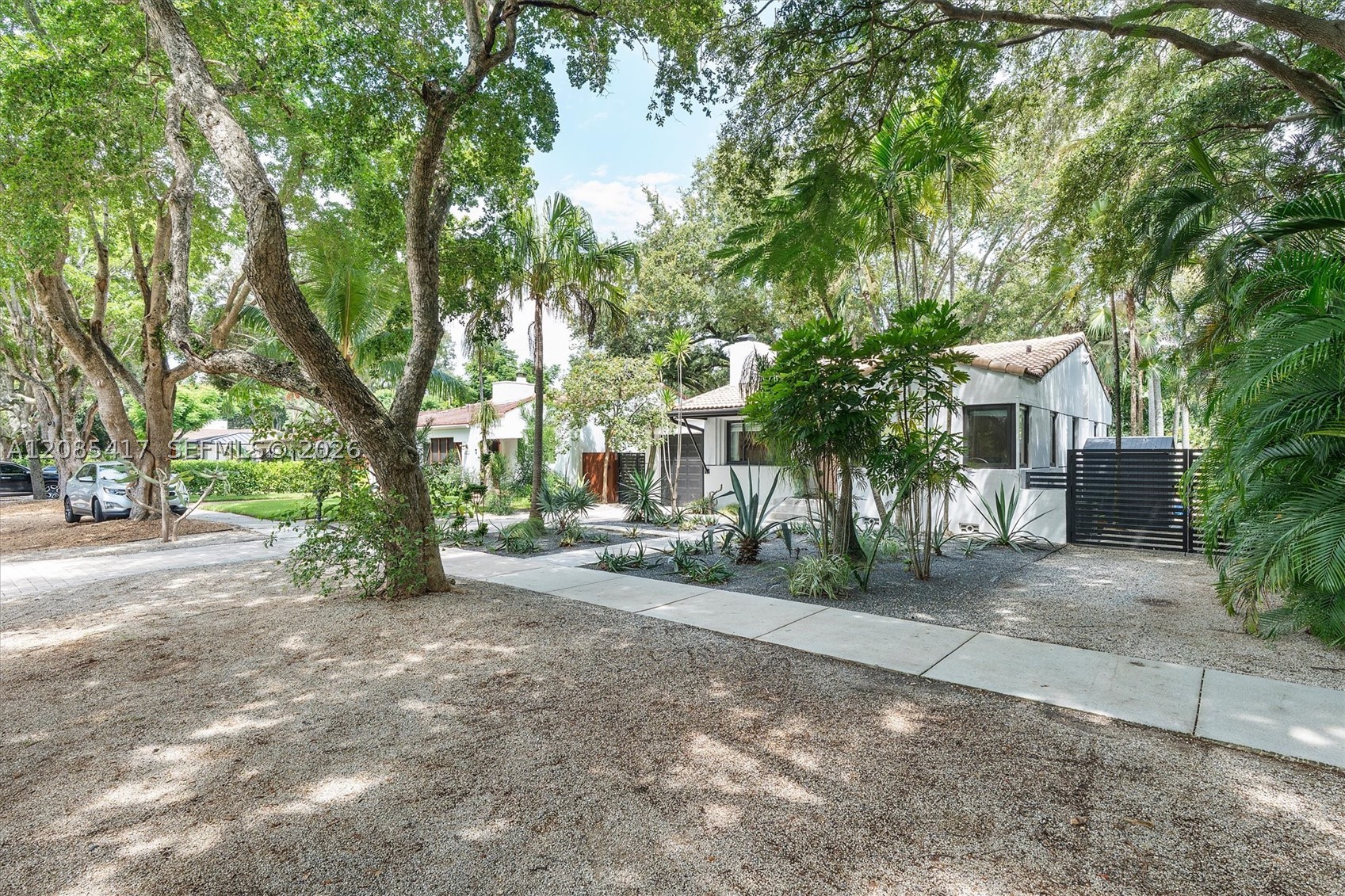 151 NE 88th St, El Portal FL 33138