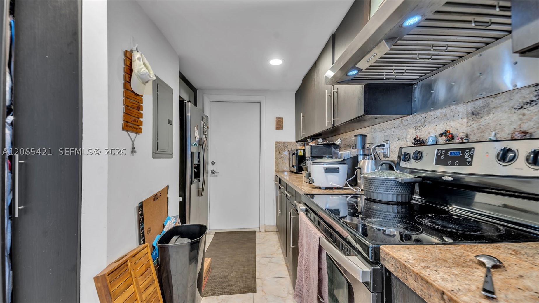 8001 Crespi Blvd #4B, Miami Beach FL 33141