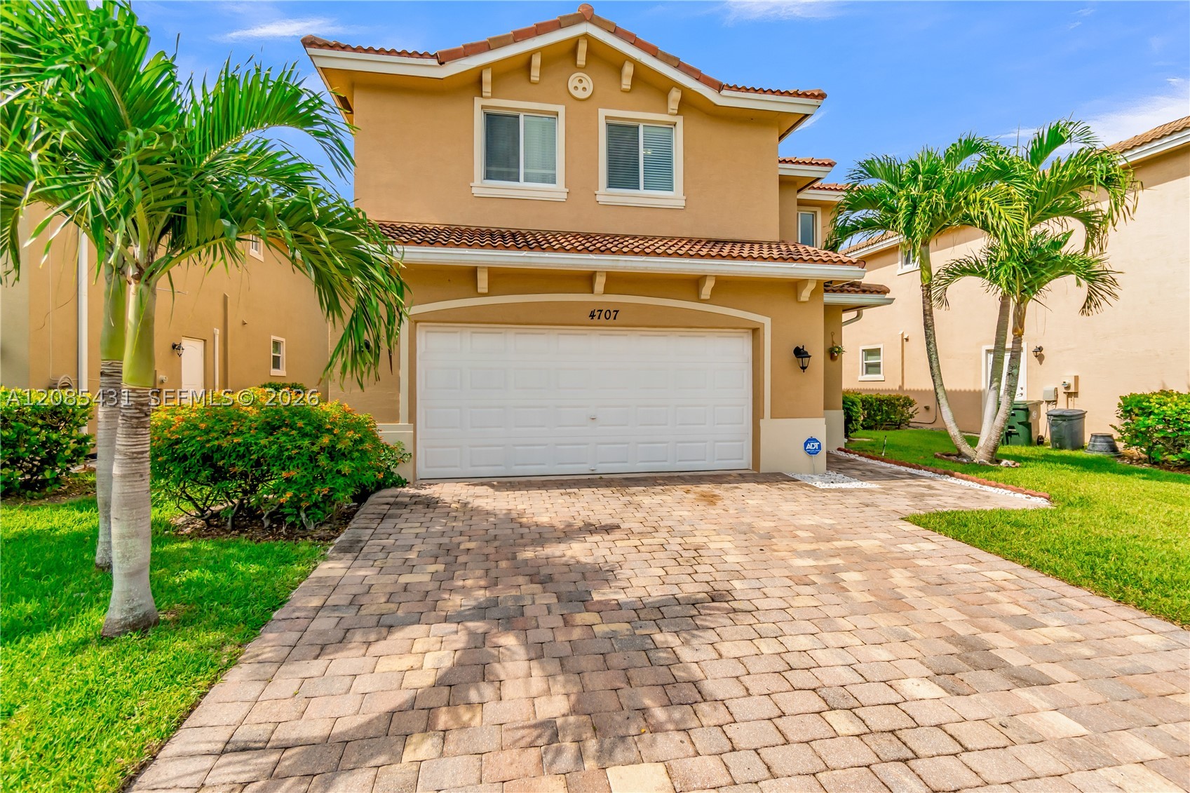 4707 Foxtail Palm Ct, Green Acres FL 33463
