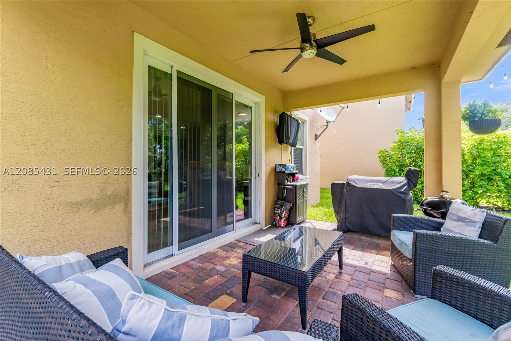4707 Foxtail Palm Ct, Green Acres FL 33463