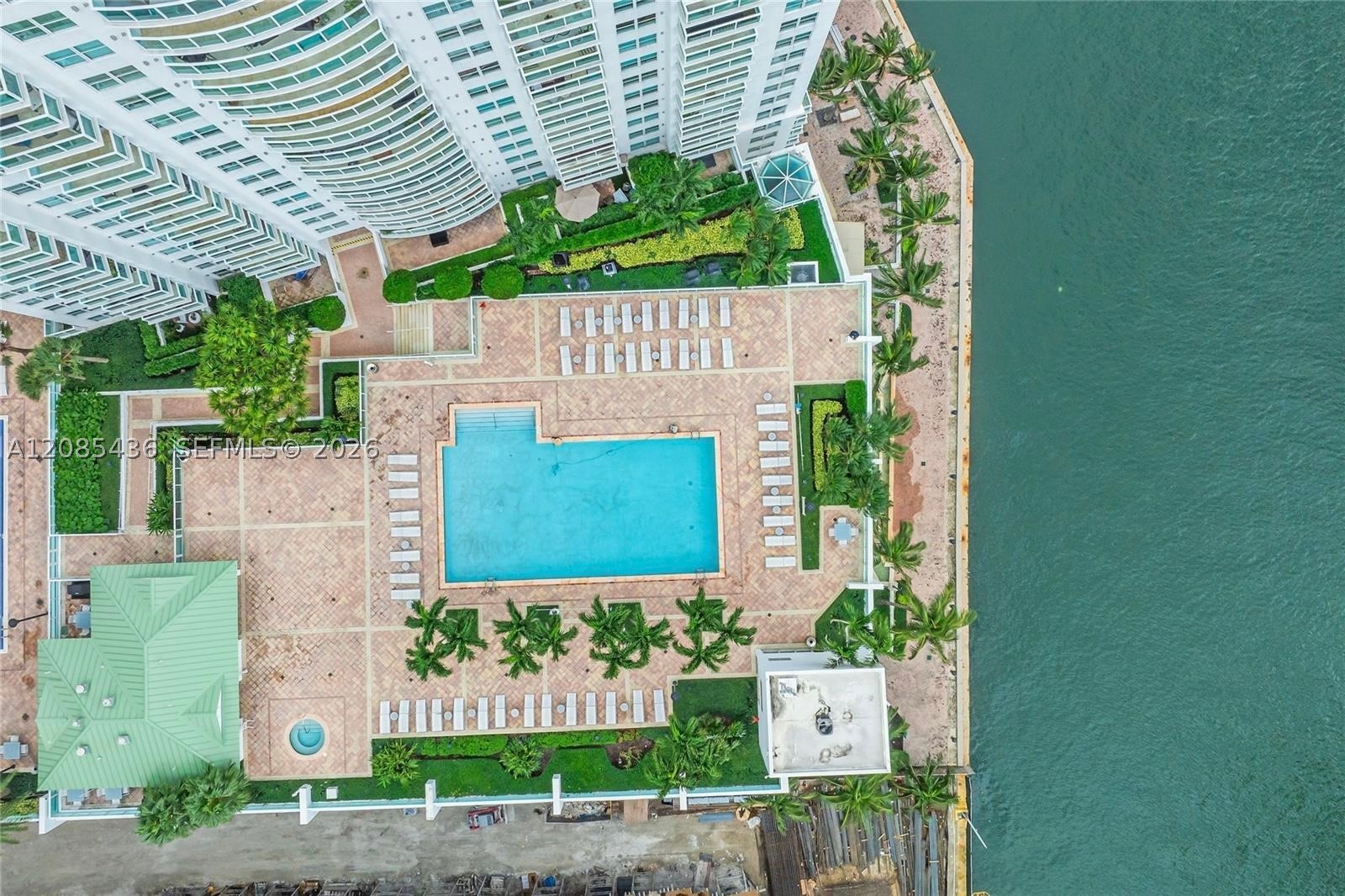 31 SE 5th St #2808, Miami FL 33131