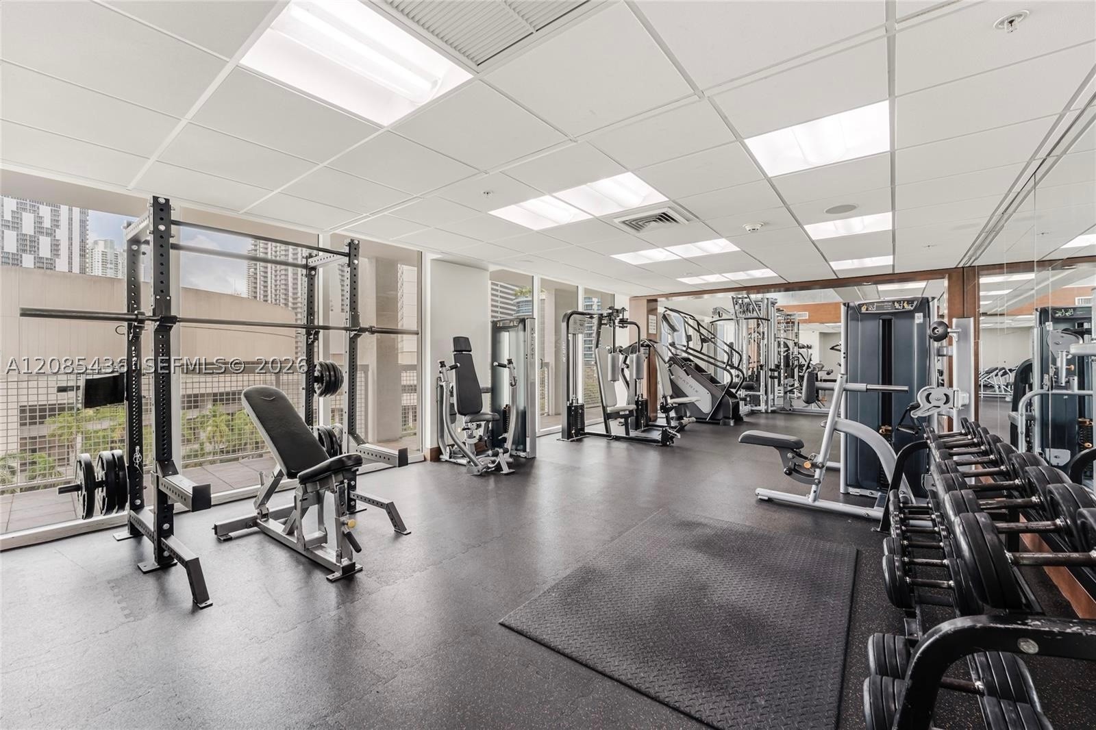 31 SE 5th St #2808, Miami FL 33131