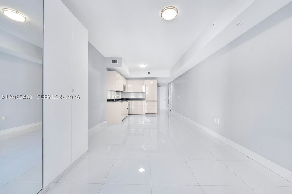1010 Brickell Ave #1810, Miami FL 33131