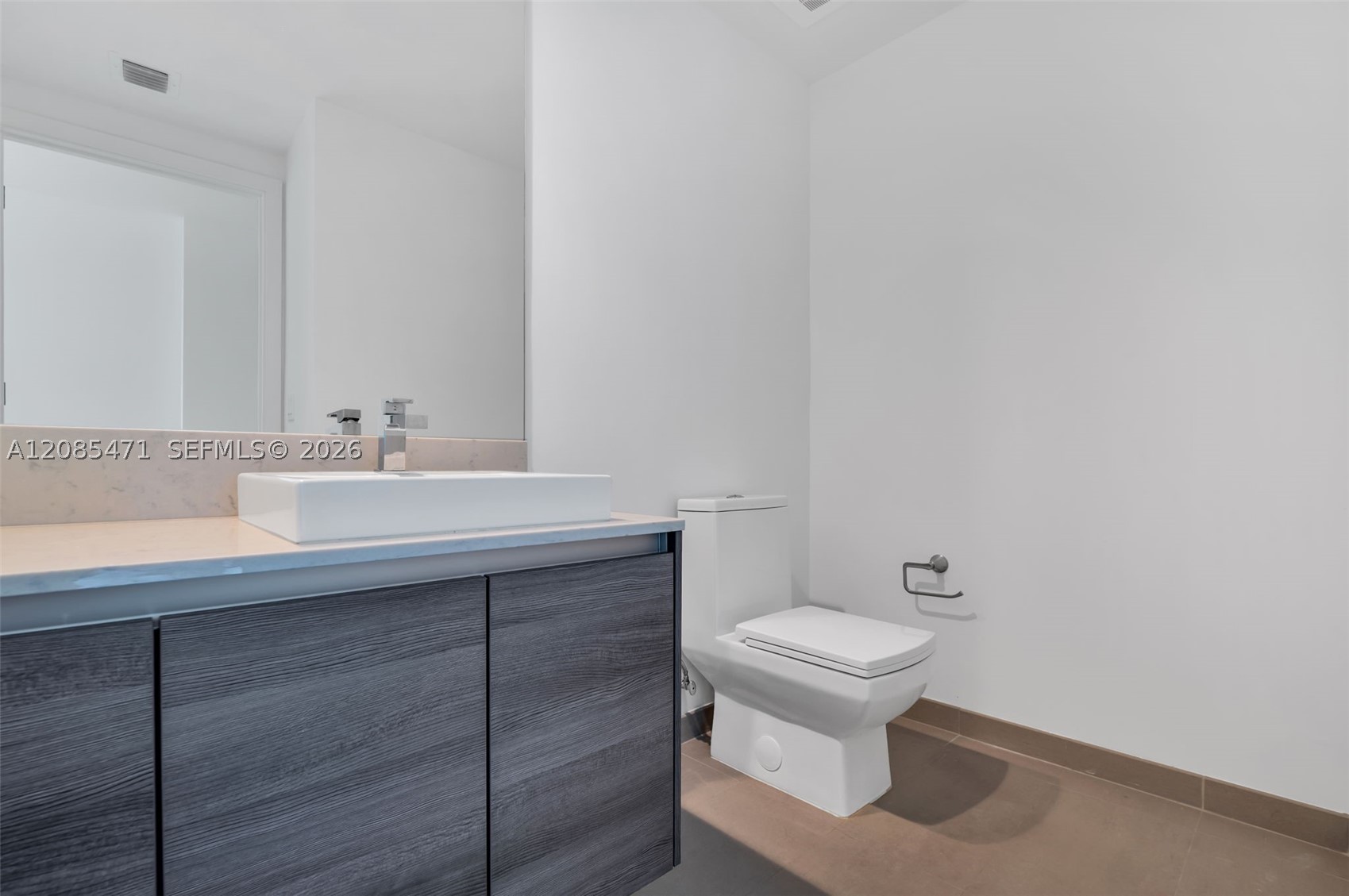 1080 Brickell Ave #3900-3901, Miami FL 33131