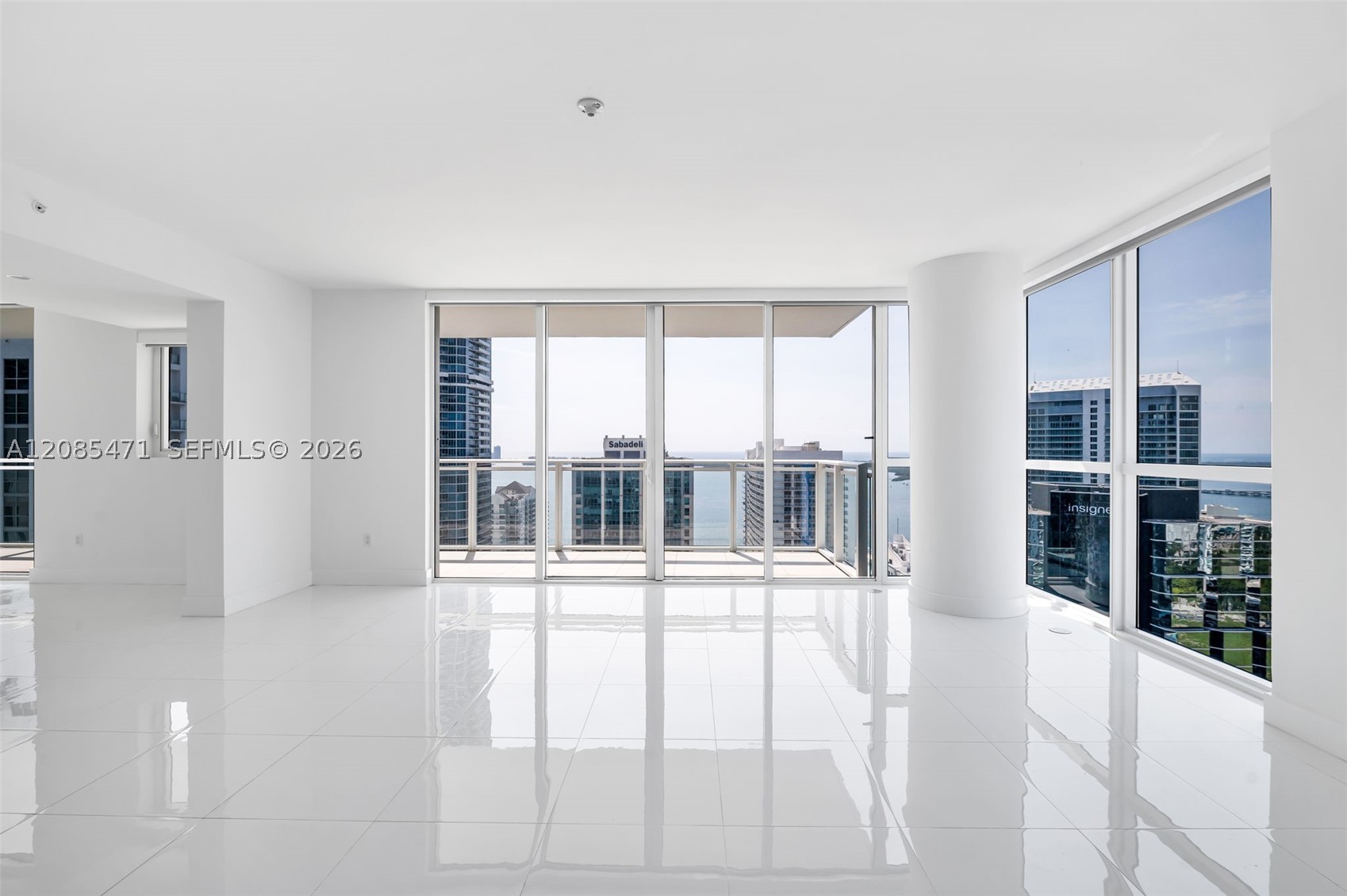 1080 Brickell Ave #3900-3901, Miami FL 33131