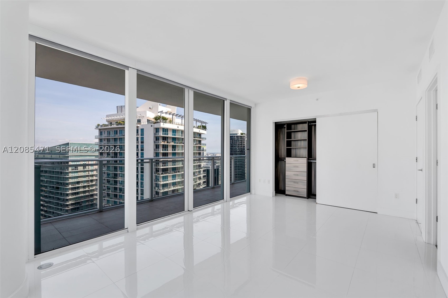 1080 Brickell Ave #3900-3901, Miami FL 33131