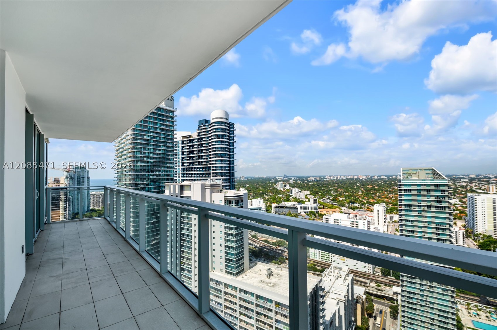1080 Brickell Ave #3900-3901, Miami FL 33131
