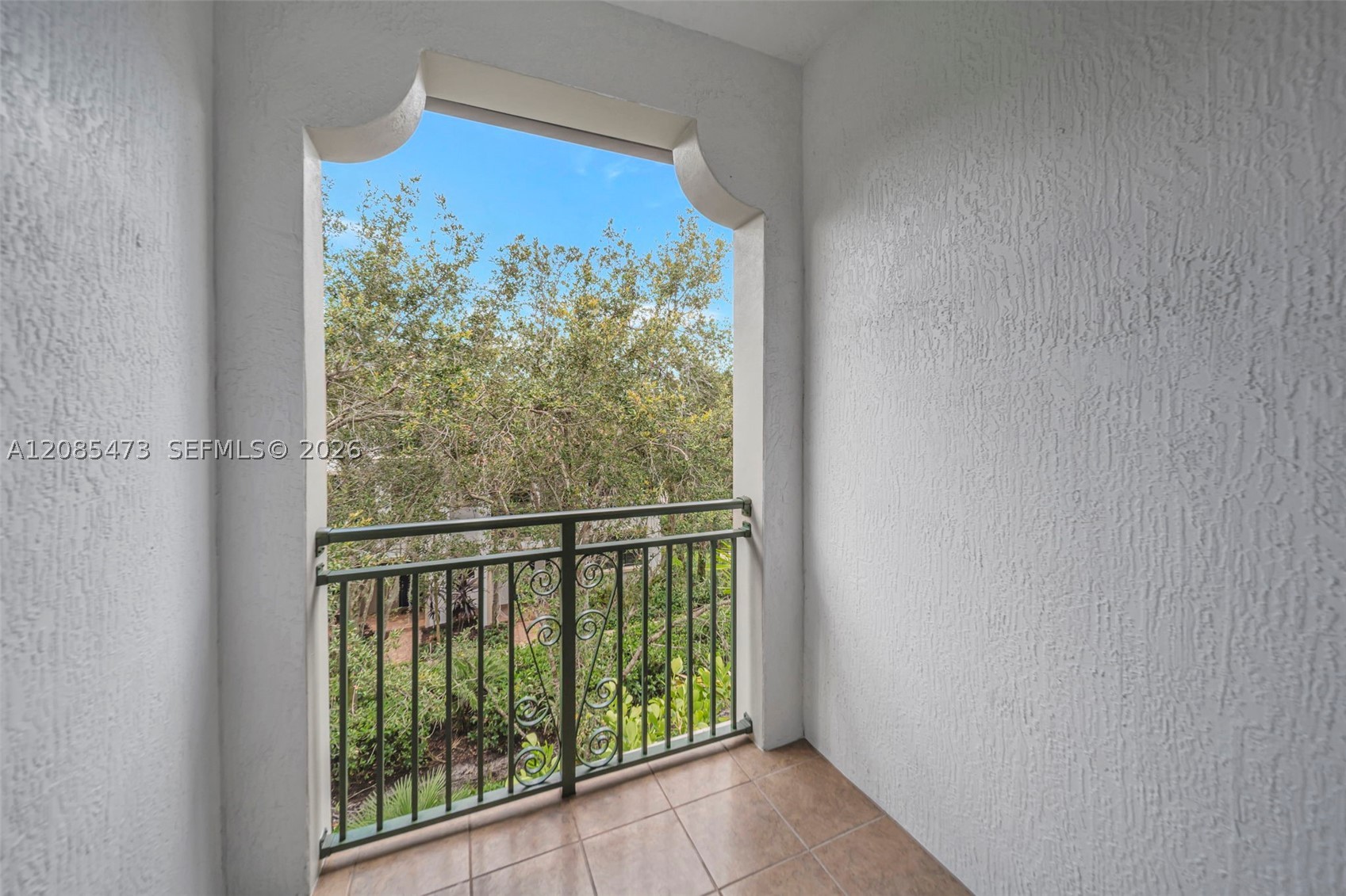 11355 SW 14th St #0, Pembroke Pines FL 33025
