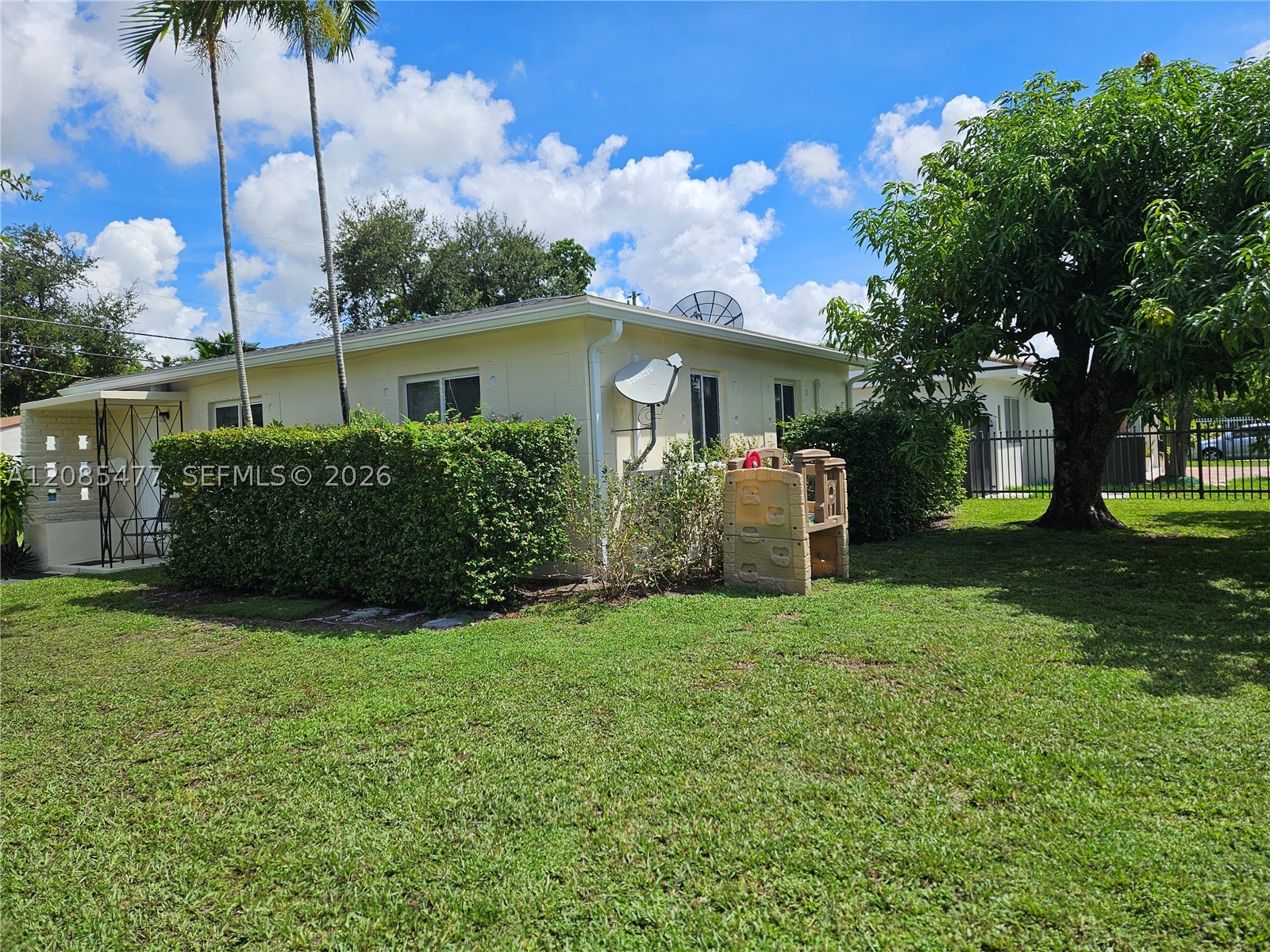 145 SW 60th Ct, Miami FL 33144