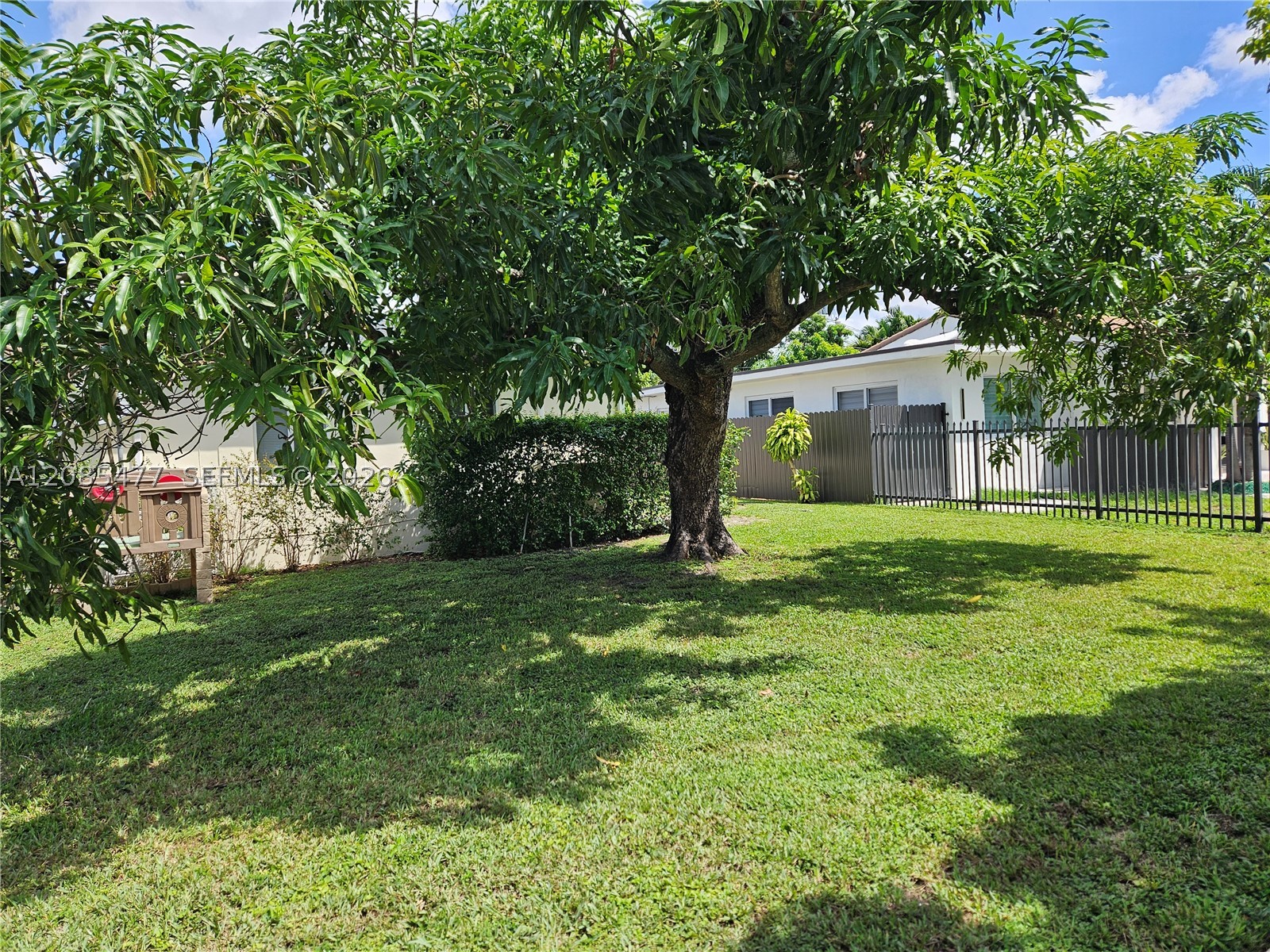 145 SW 60th Ct, Miami FL 33144