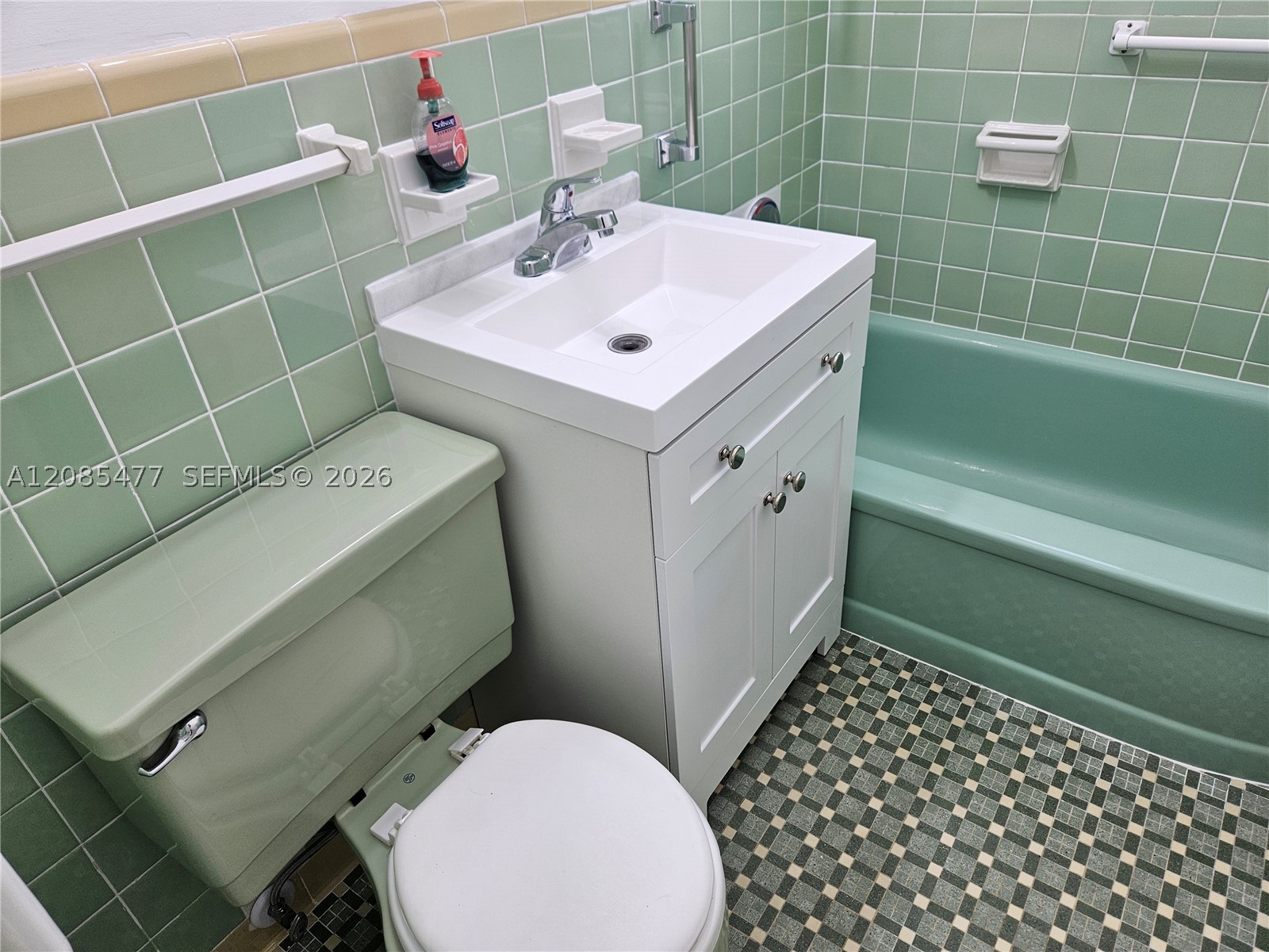 145 SW 60th Ct, Miami FL 33144