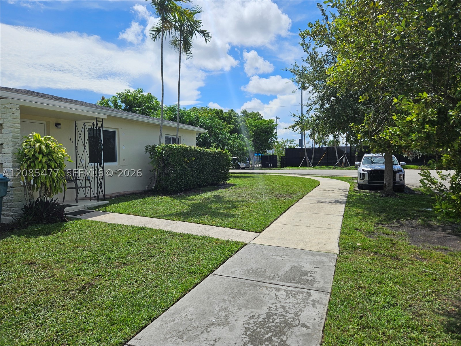 145 SW 60th Ct, Miami FL 33144