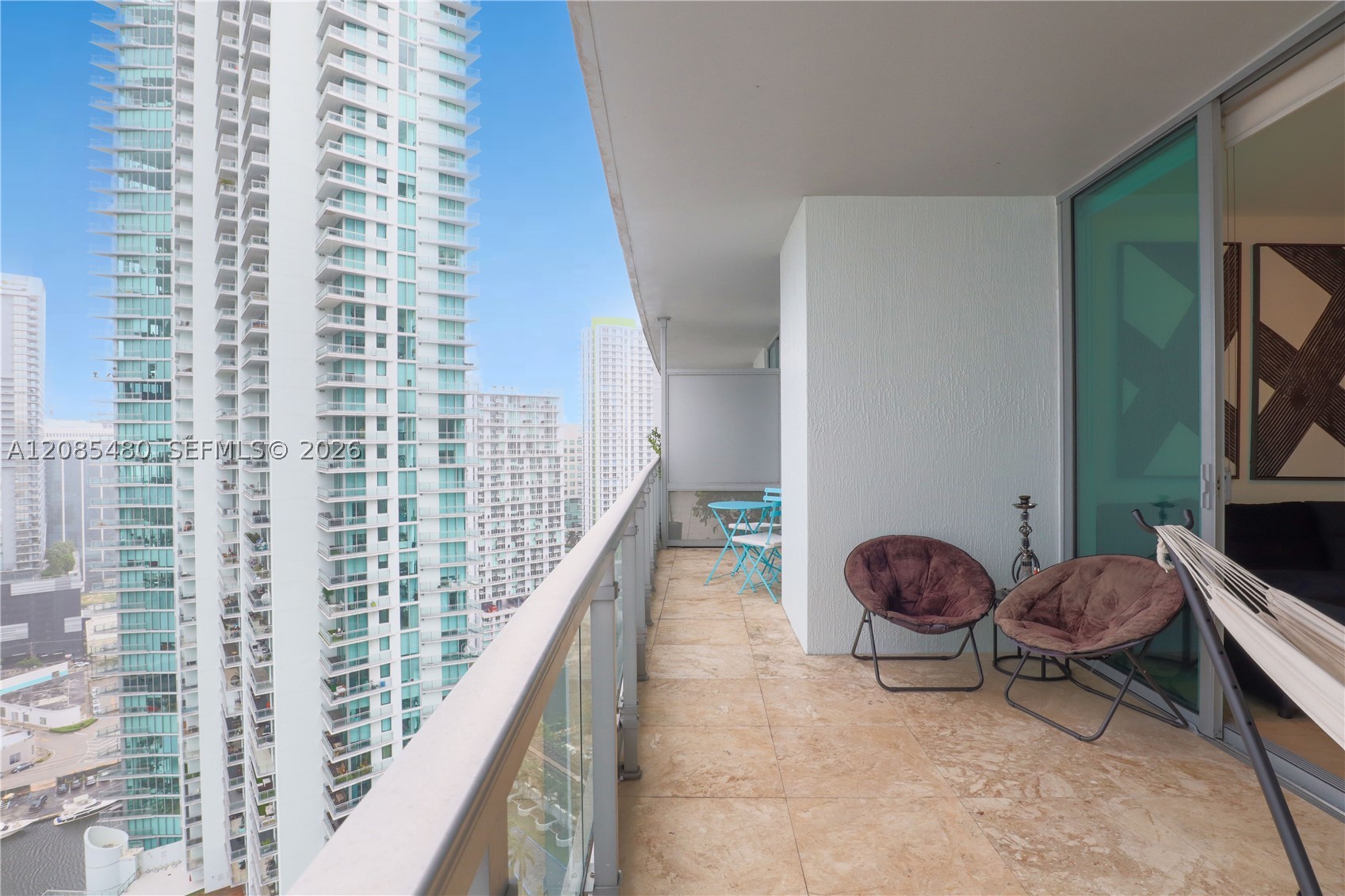90 SW 3rd St #3002, Miami FL 33130