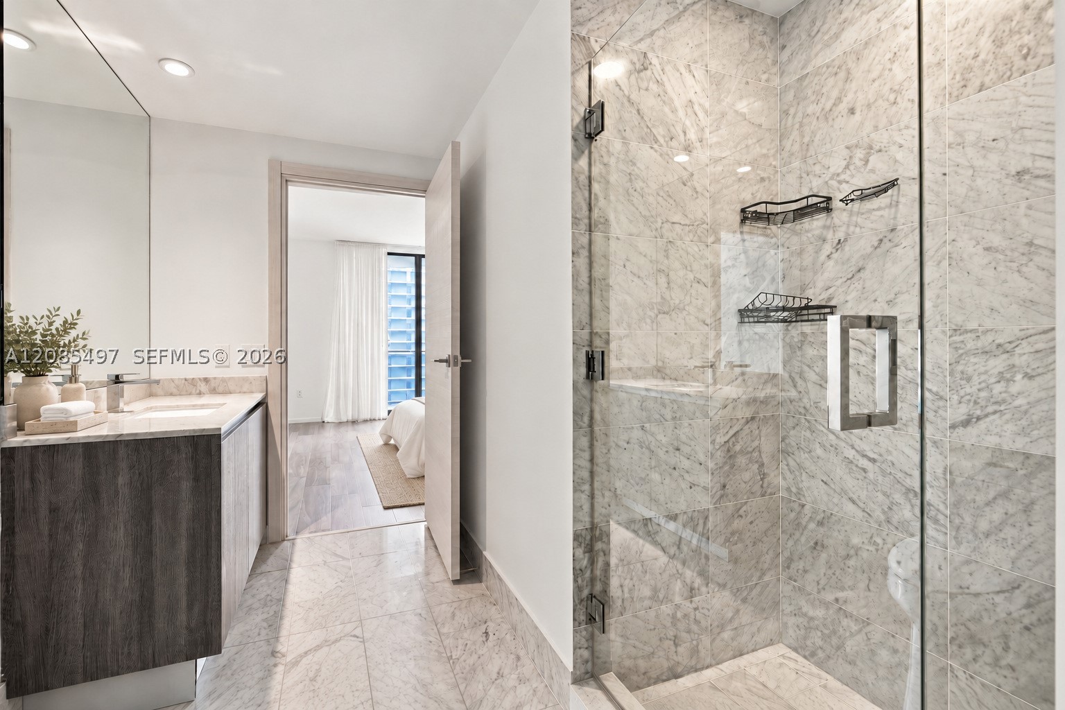 801 S Miami Ave #1810, Miami FL 33130