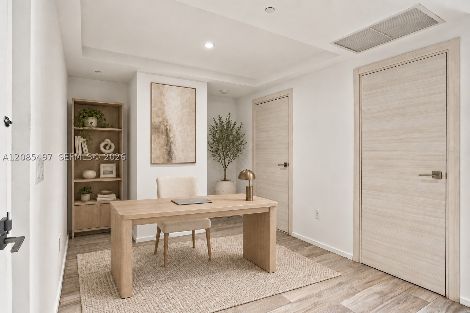 801 S Miami Ave #1810, Miami FL 33130