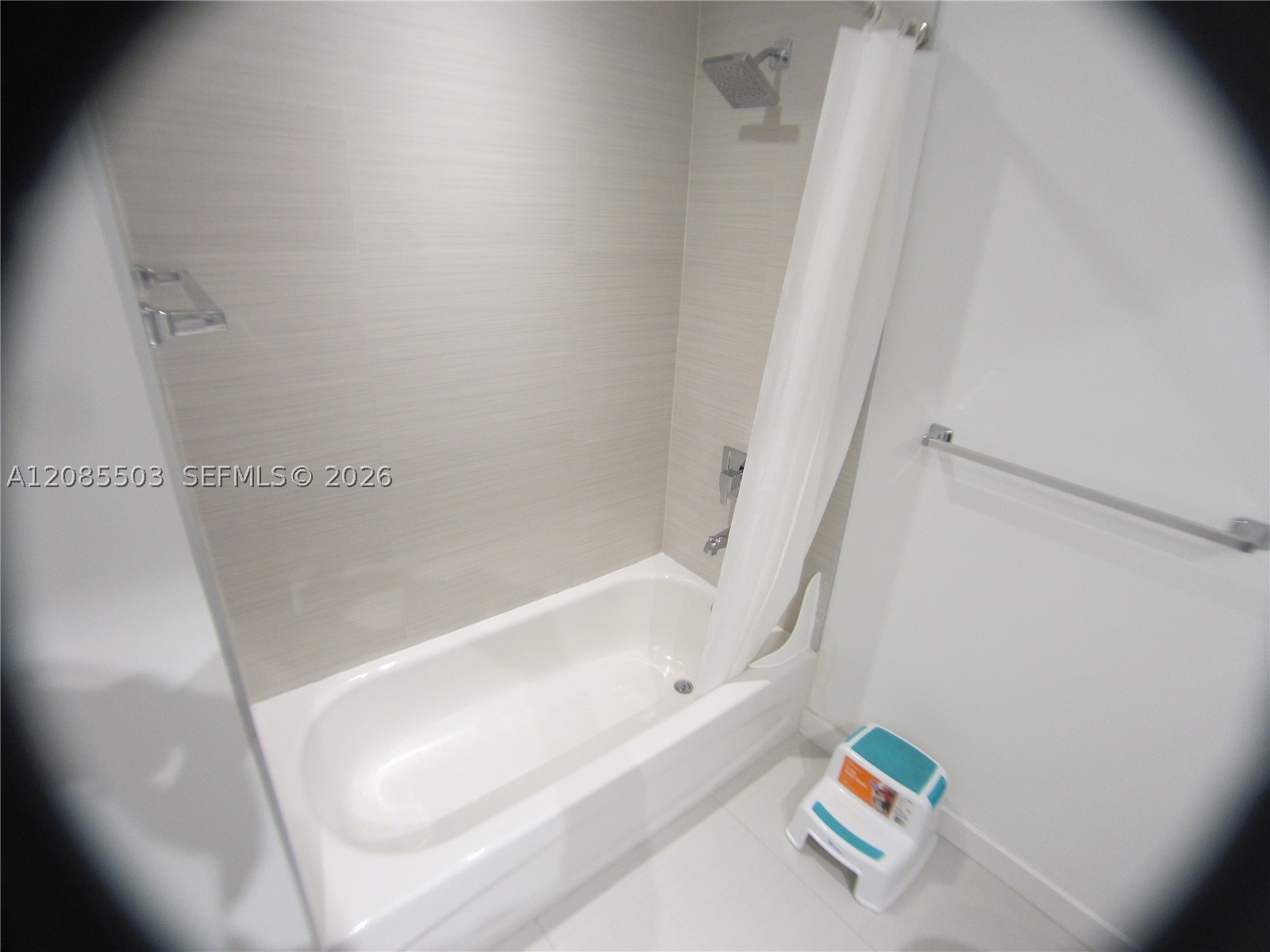 1010 SW 2nd Ave #908, Miami FL 33130